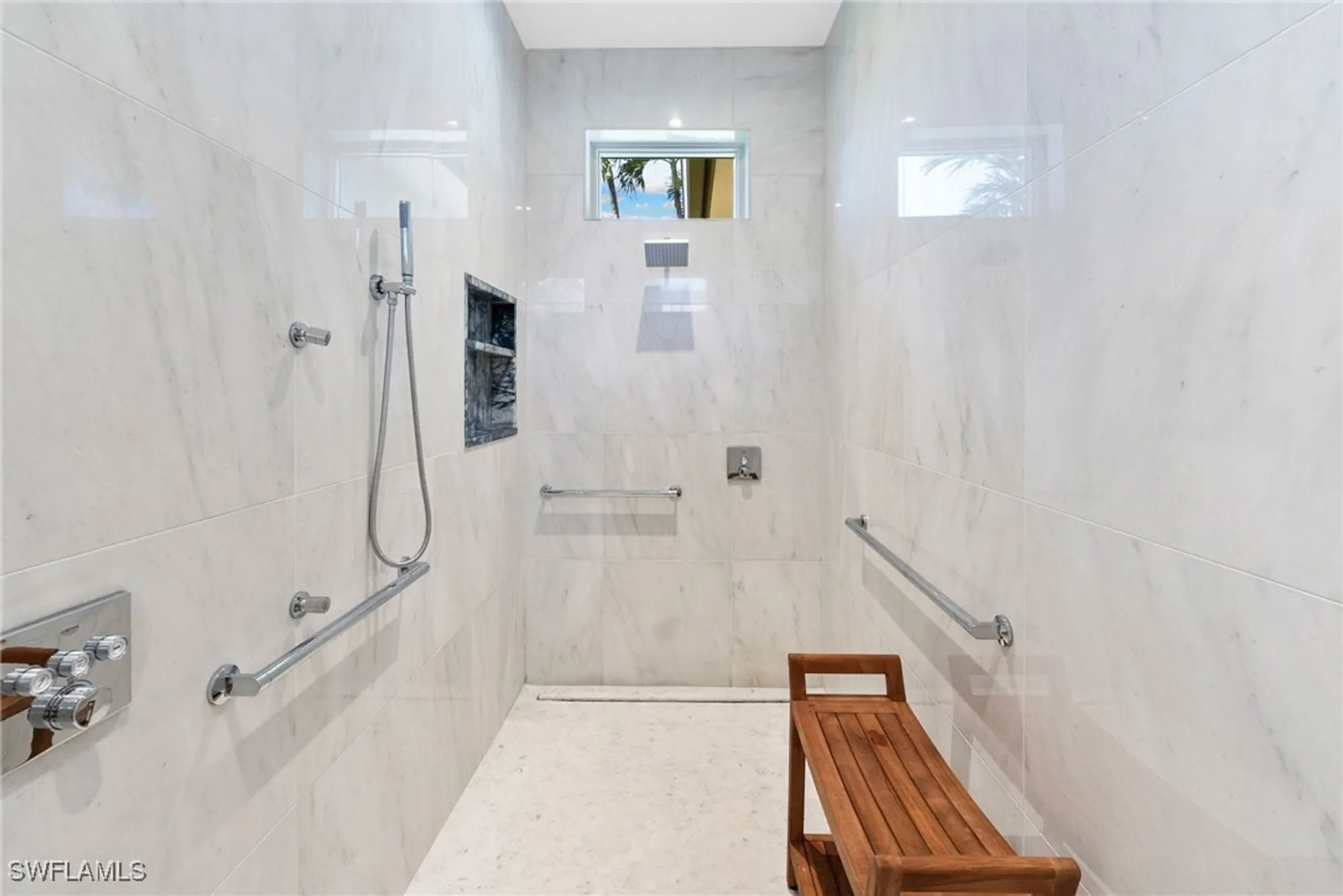 Property Slideshow image 39 of 50 | 3851 woodlake dr, Bonita Springs, FL, 34134