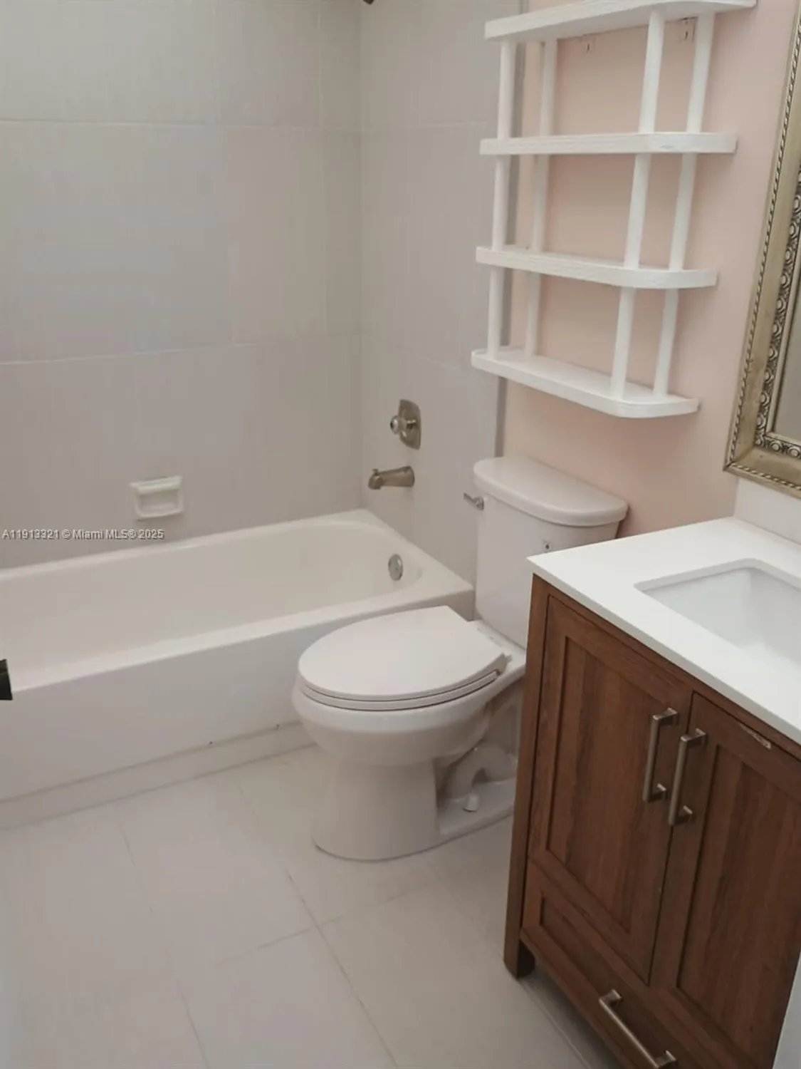 Property Slideshow image 14 of 17 | 235 burgundy e unit e, Delray Beach, FL, 33484