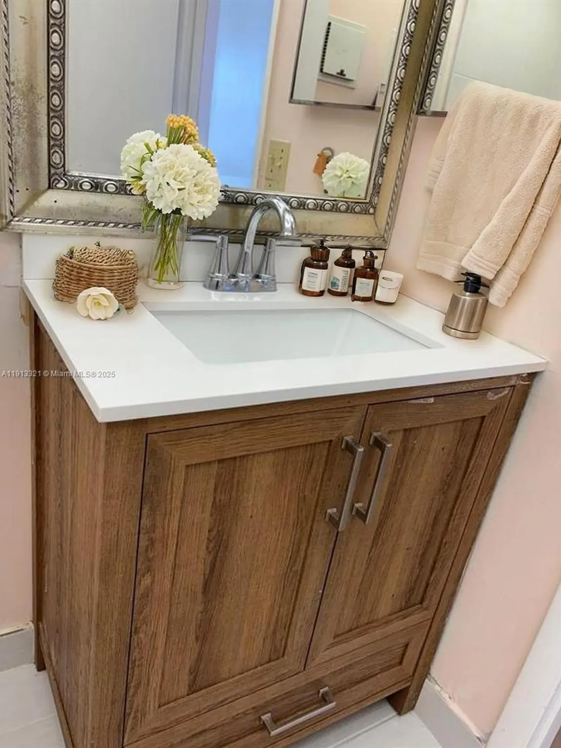 Property Slideshow image 16 of 17 | 235 burgundy e unit e, Delray Beach, FL, 33484