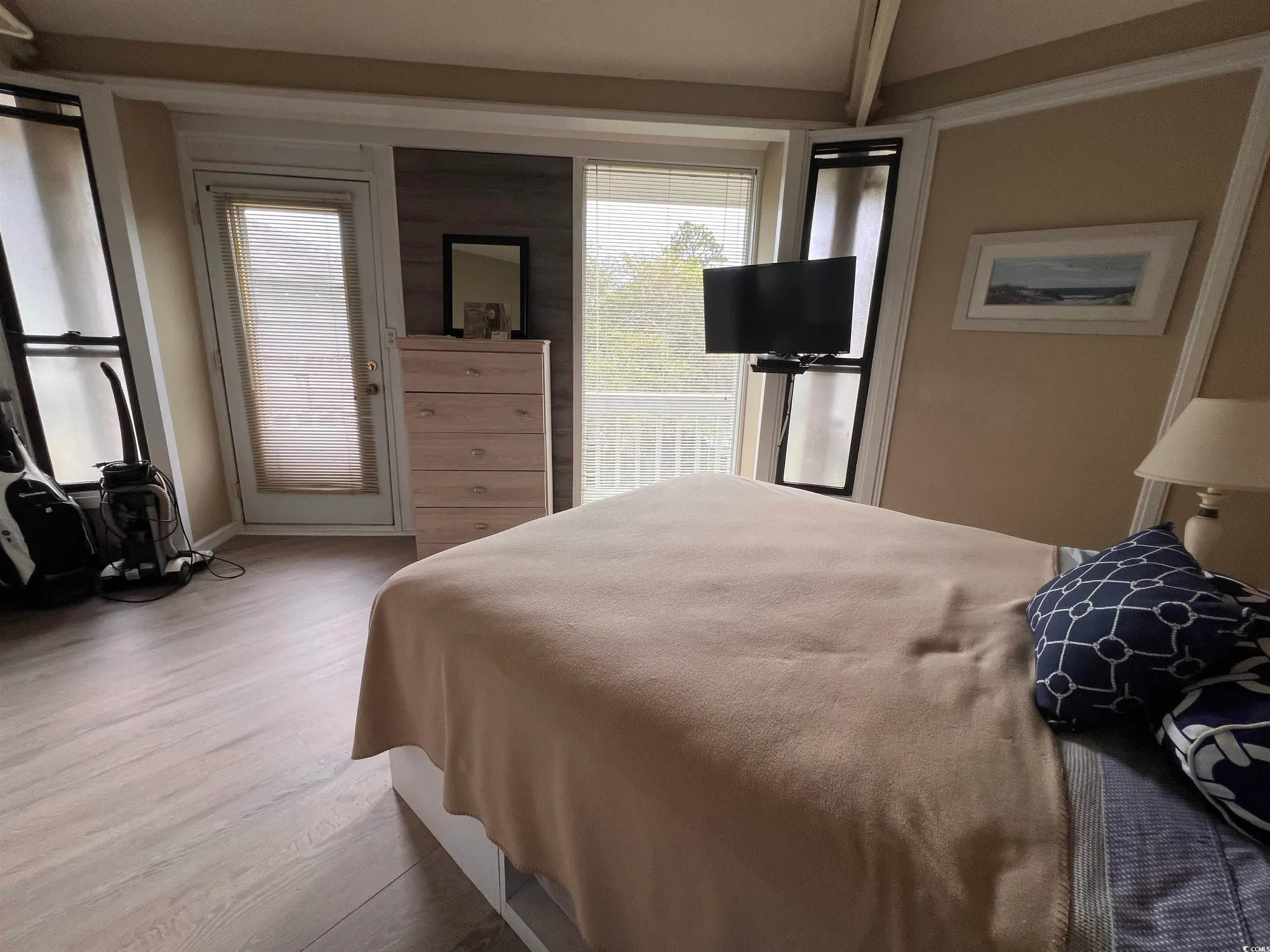 Property Slideshow image 14 of 15 | 402 tree top ct b, Myrtle Beach, SC, 29588