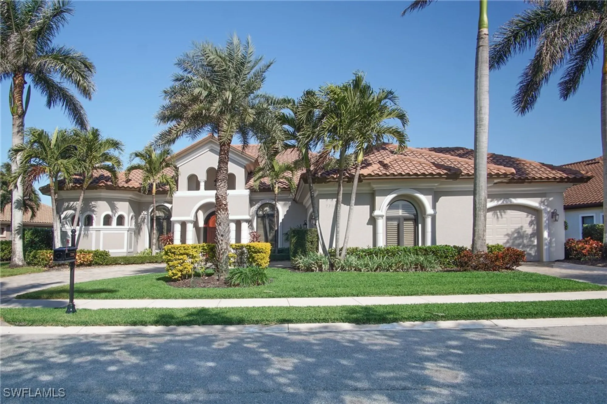 Property Slideshow image 2 of 48 | 7316 hagen way, Naples, FL, 34113