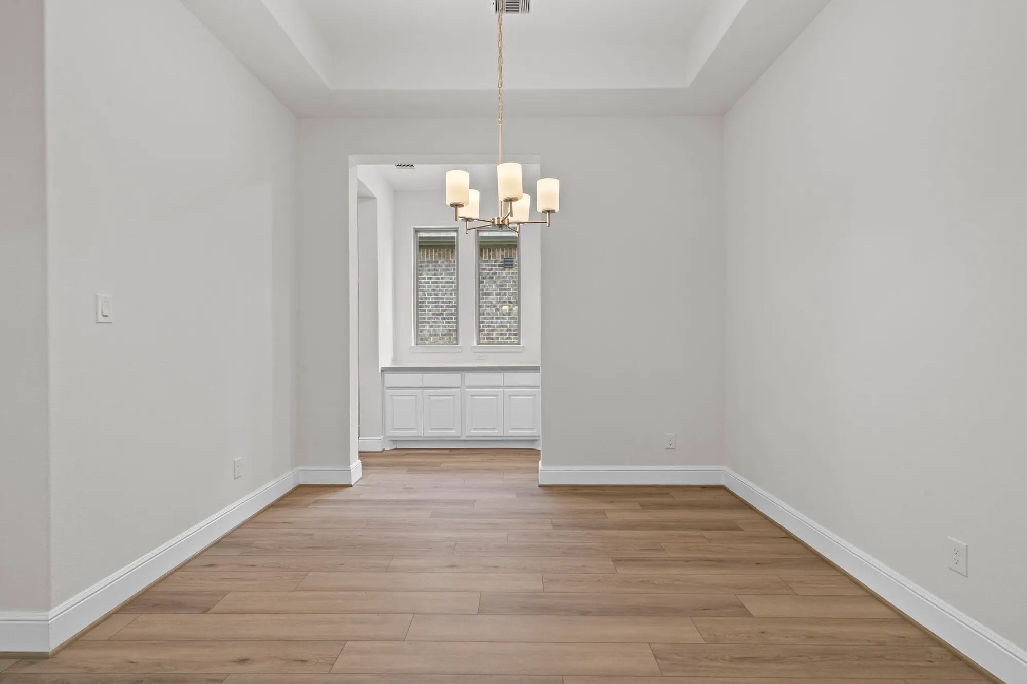 Property Slideshow image 15 of 34 | 10014 larkin cv, Willis, TX, 77318