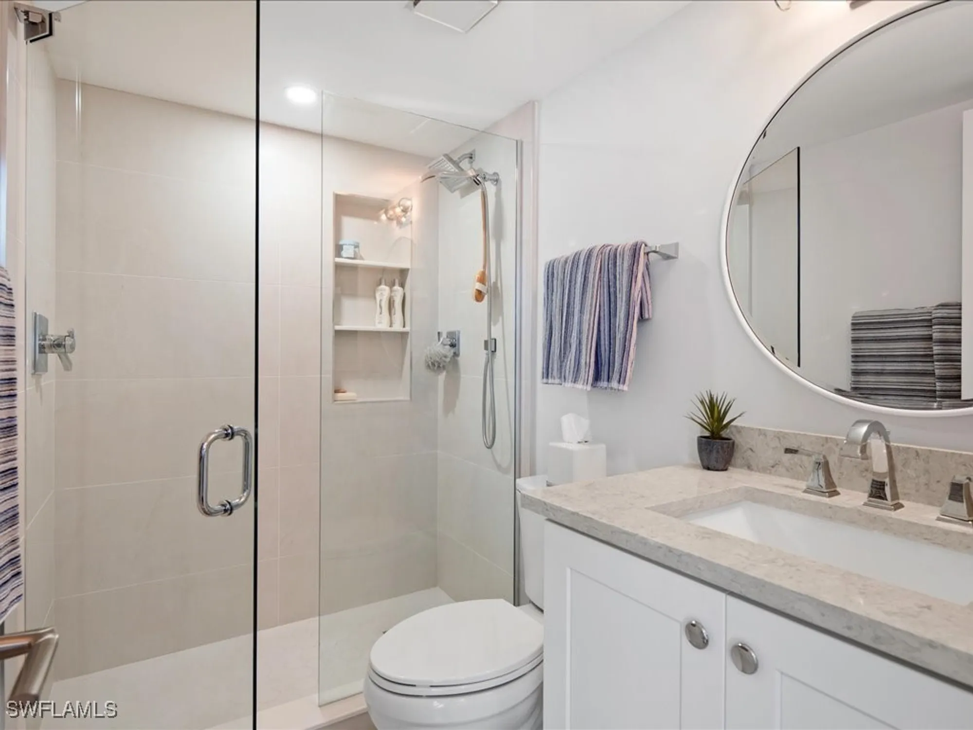 Property Slideshow image 17 of 39 | 2386 gulf shore blvd n # 104, Naples, FL, 34103