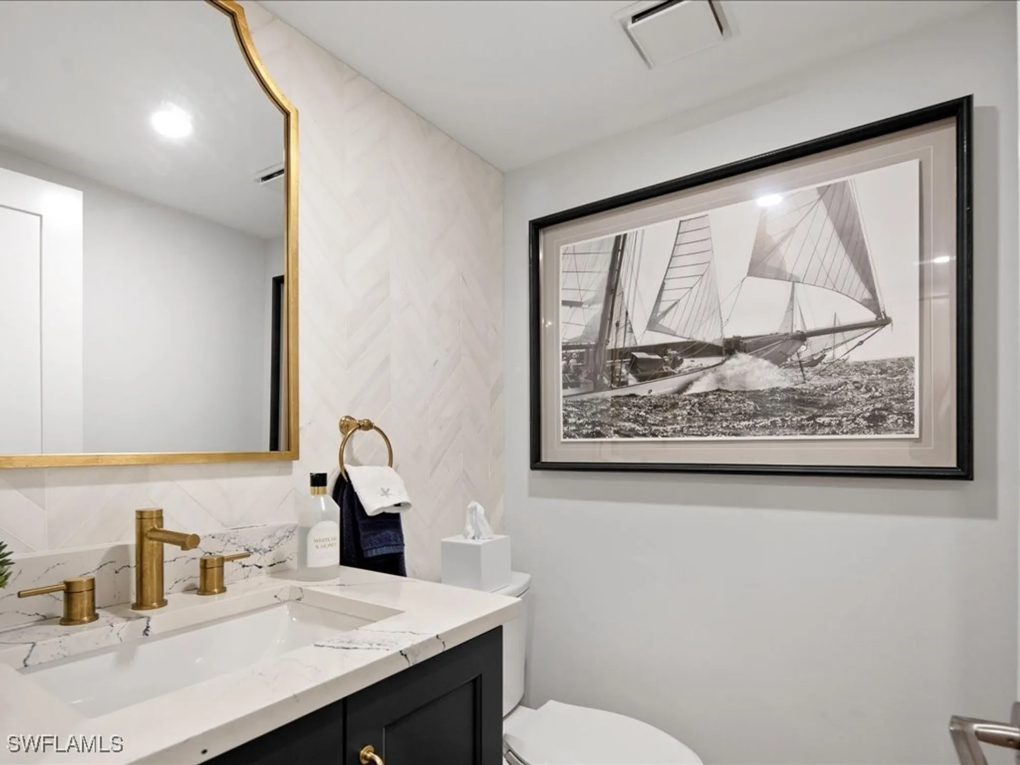 Property Slideshow image 18 of 39 | 2386 gulf shore blvd n # 104, Naples, FL, 34103