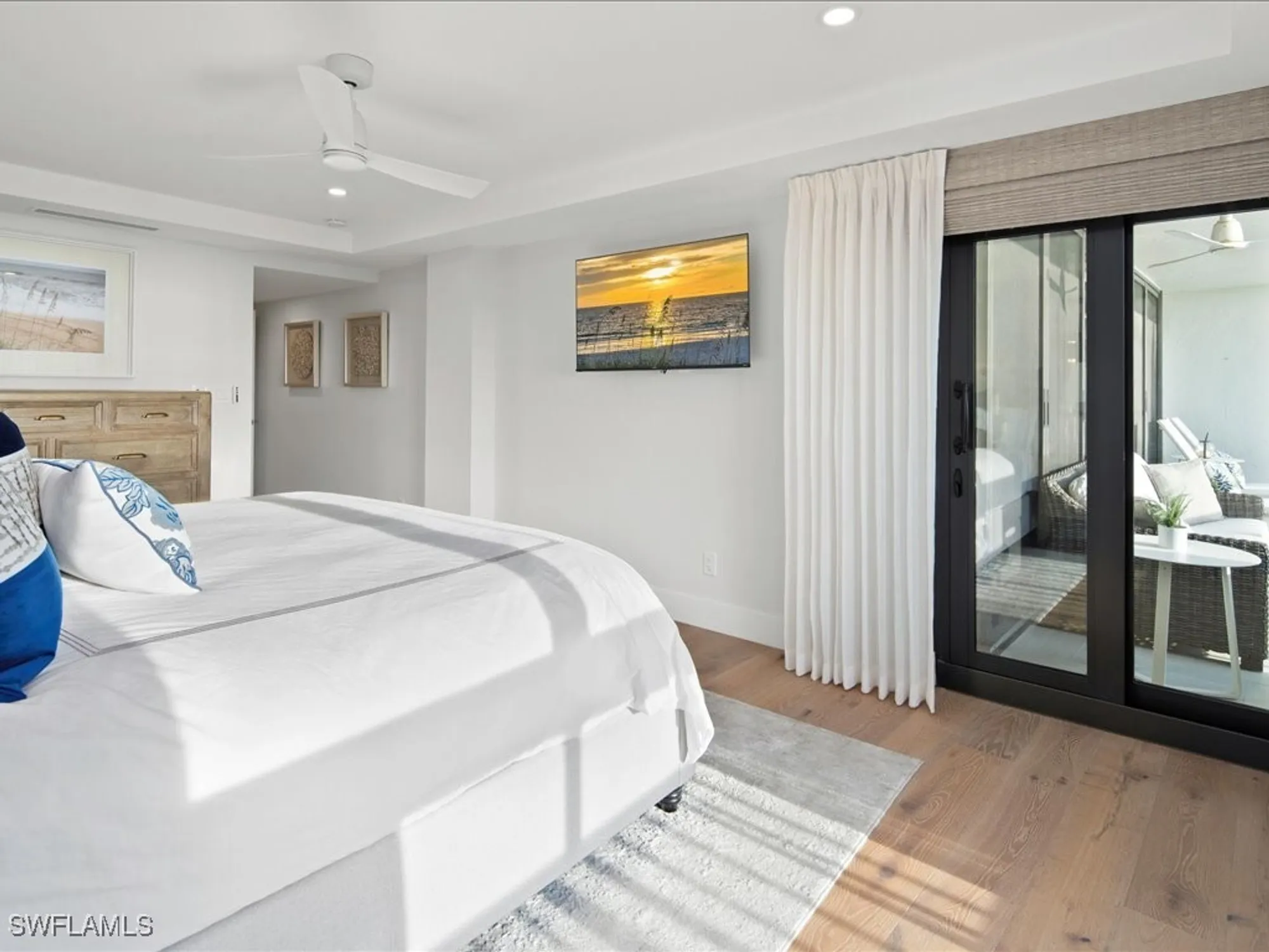 Property Slideshow image 13 of 39 | 2386 gulf shore blvd n # 104, Naples, FL, 34103