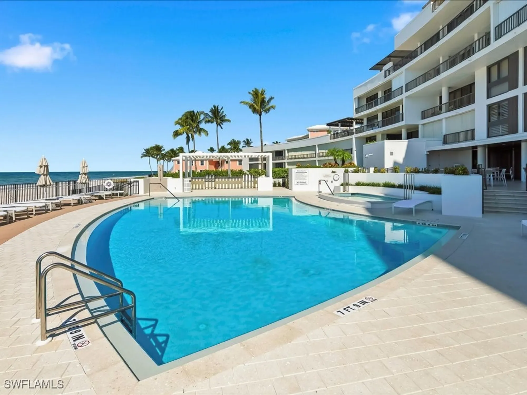 Property Slideshow image 28 of 39 | 2386 gulf shore blvd n # 104, Naples, FL, 34103