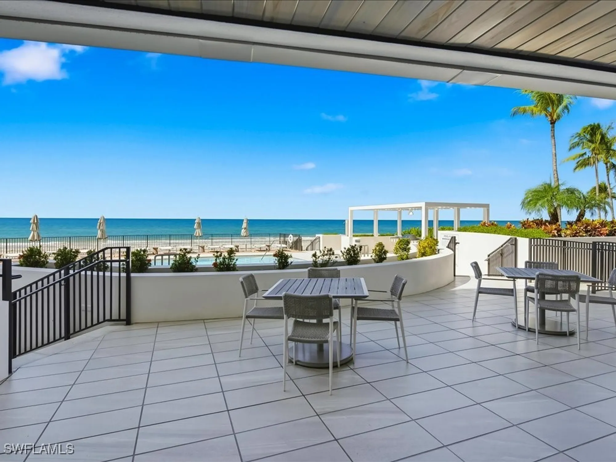 Property Slideshow image 30 of 39 | 2386 gulf shore blvd n # 104, Naples, FL, 34103