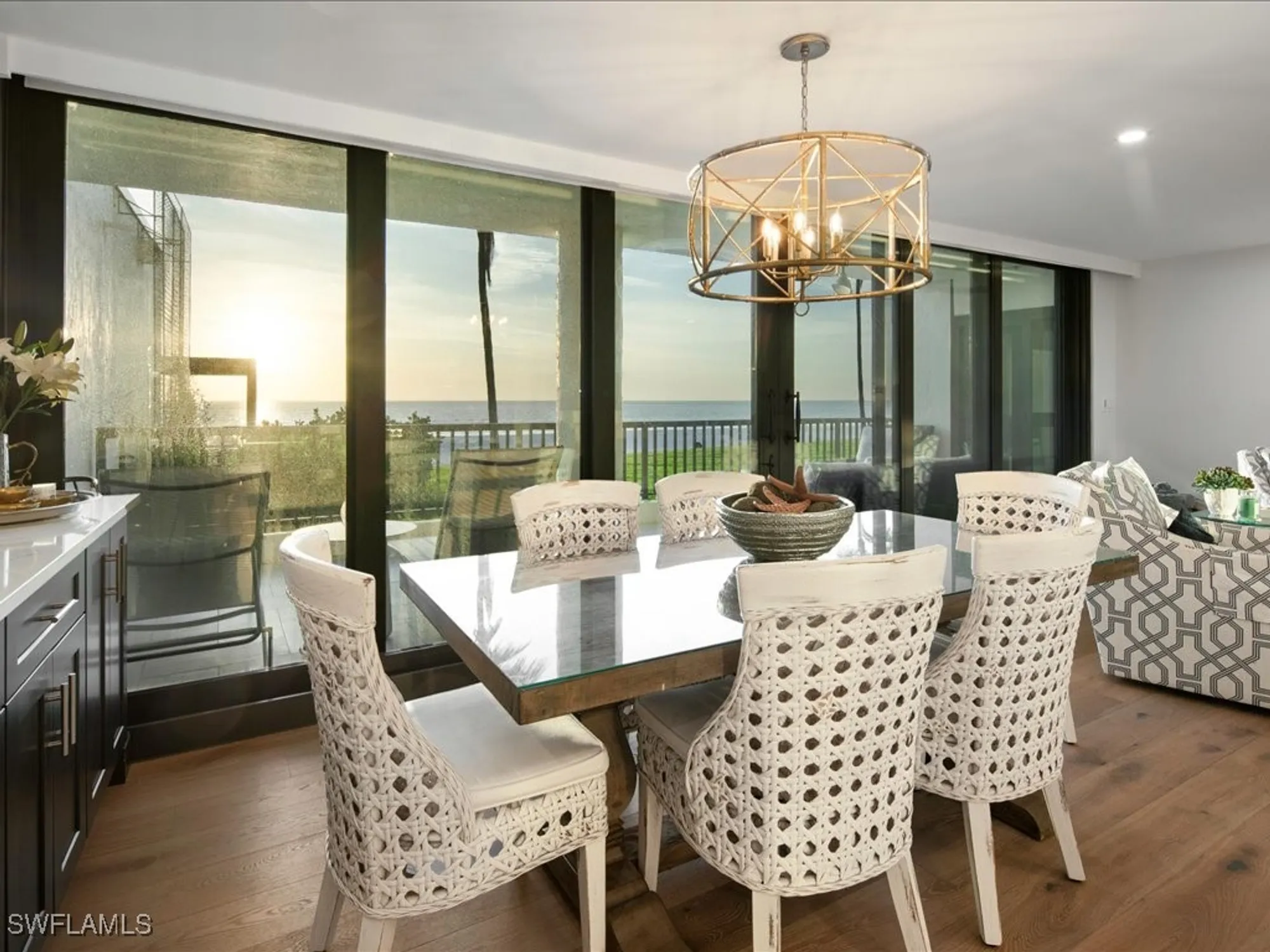Property Slideshow image 9 of 39 | 2386 gulf shore blvd n # 104, Naples, FL, 34103