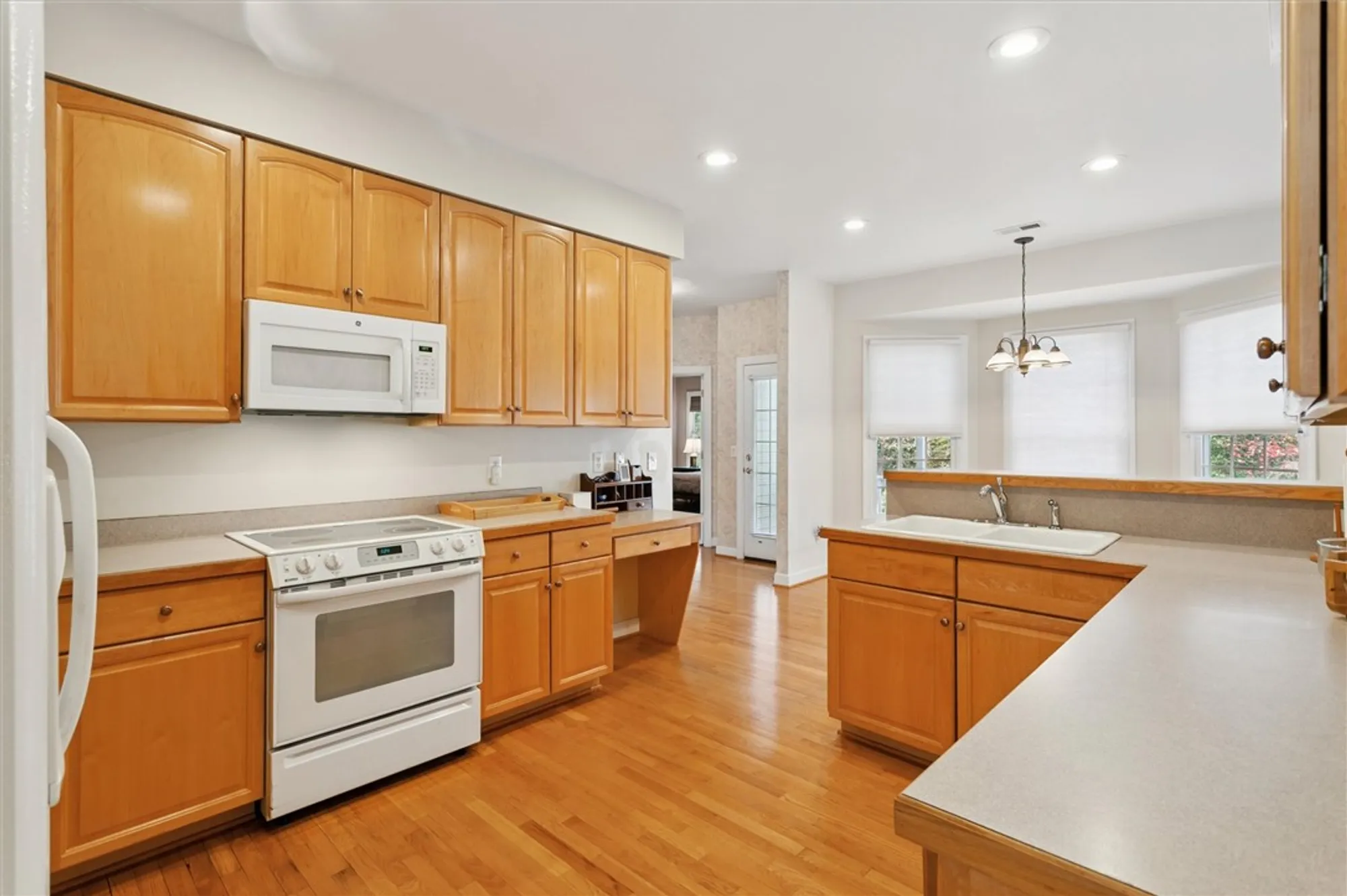 Property Slideshow image 11 of 50 | 124 augusta, Williamsburg, VA, 23188