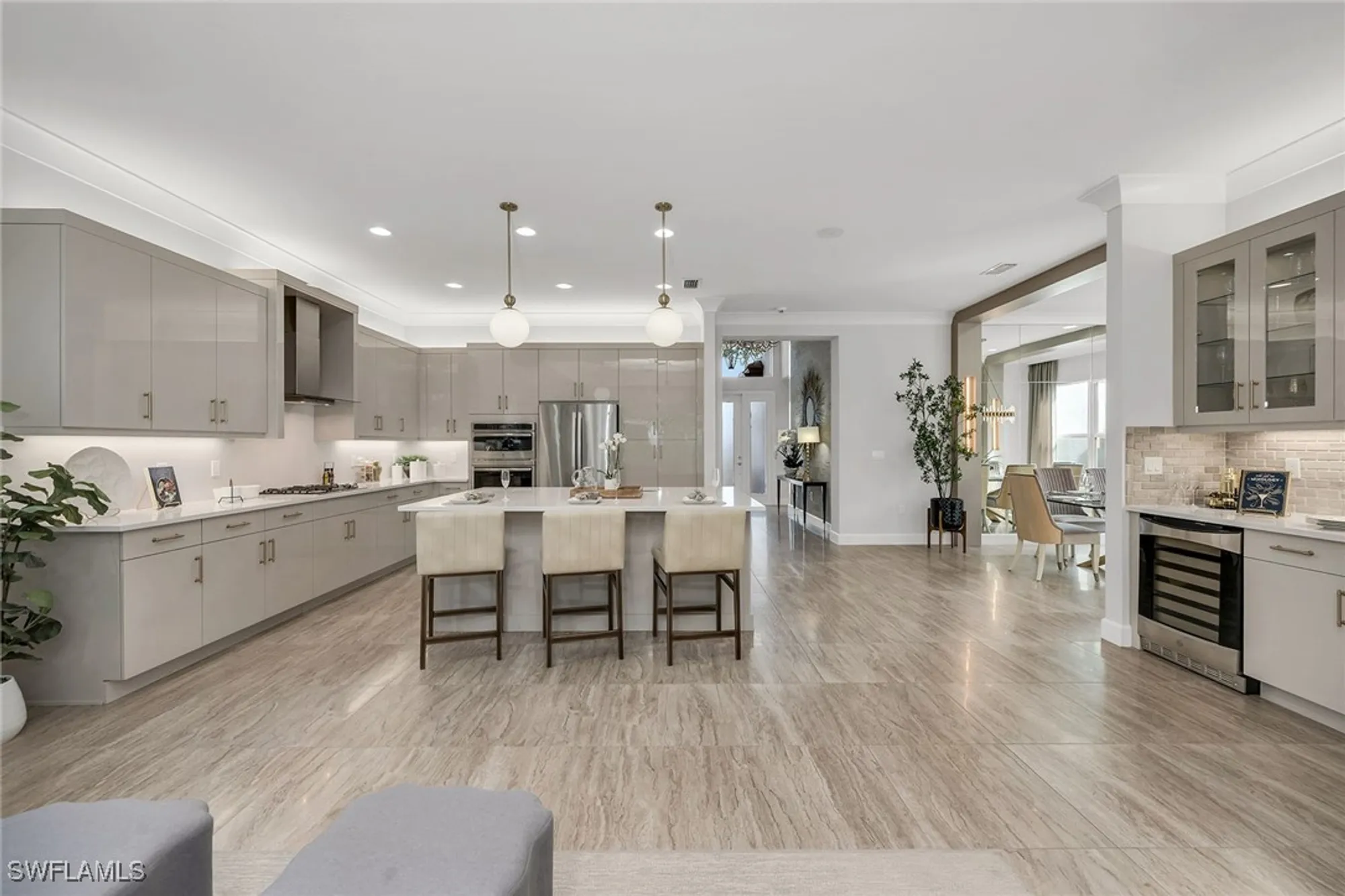 Property Slideshow image 13 of 44 | 11241 daphne ct, Naples, FL, 34120