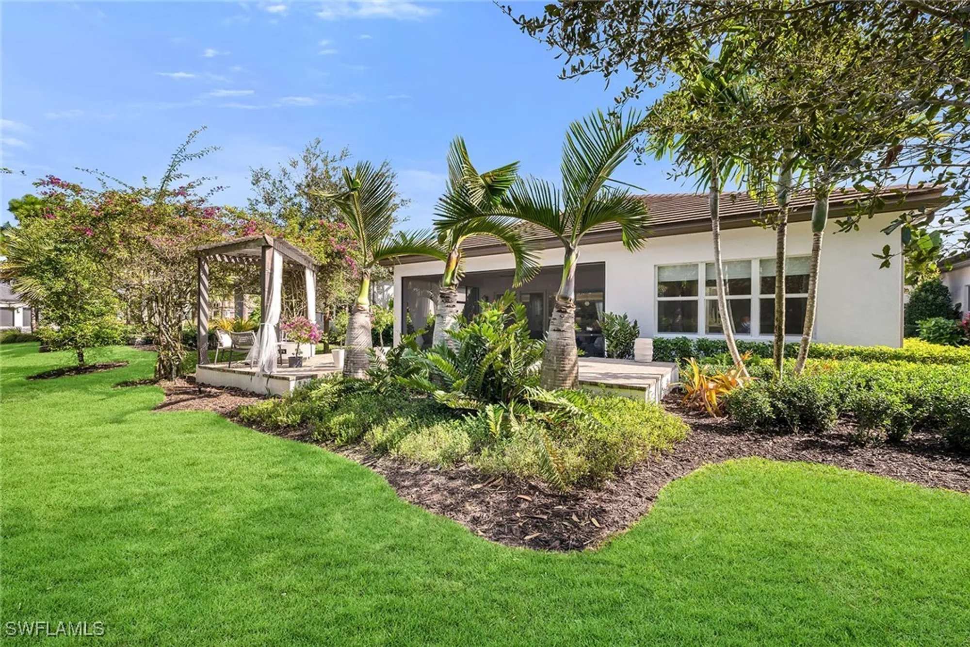 Property Slideshow image 37 of 44 | 11241 daphne ct, Naples, FL, 34120