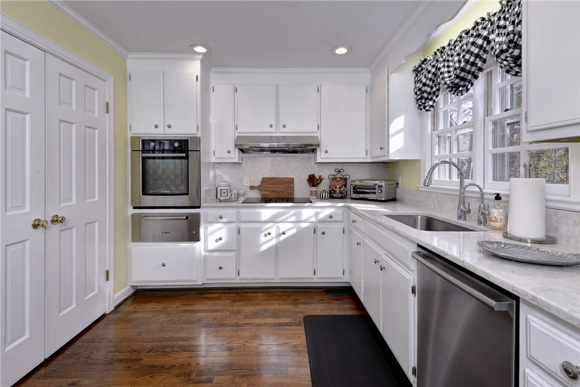 Property Slideshow image 11 of 41 | 733 e tazewells way, Williamsburg, VA, 23185