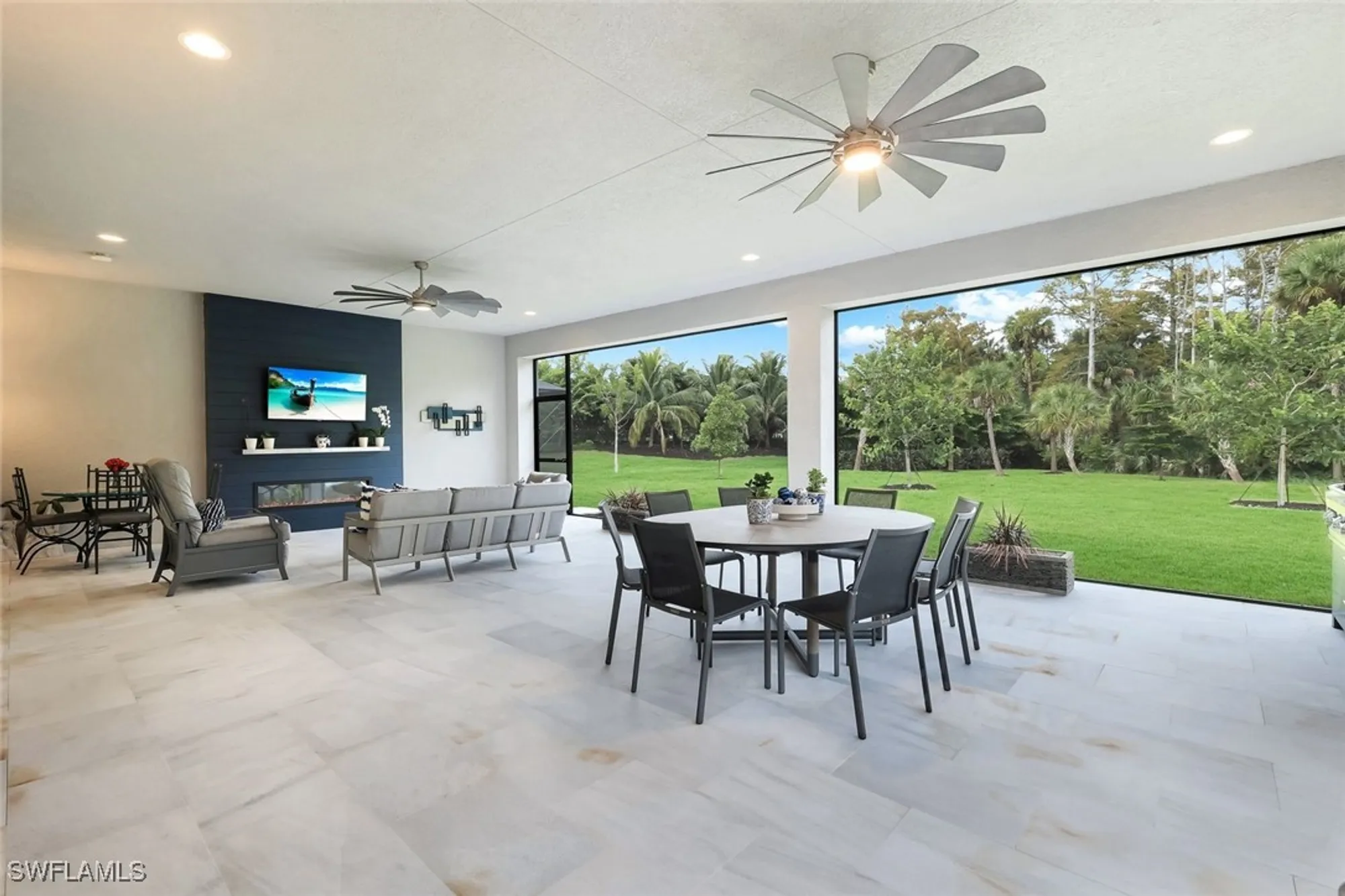 Property Slideshow image 26 of 50 | 12033 azalea way, Naples, FL, 34120