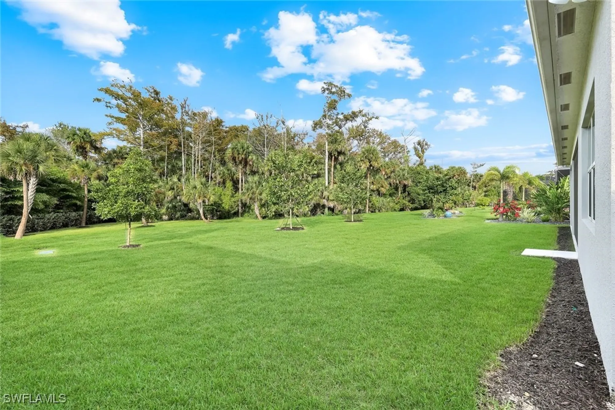 Property Slideshow image 29 of 50 | 12033 azalea way, Naples, FL, 34120