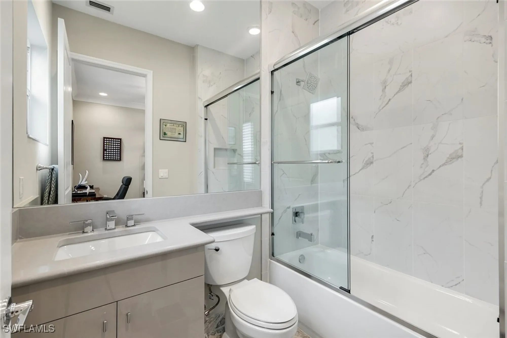 Property Slideshow image 21 of 50 | 12033 azalea way, Naples, FL, 34120