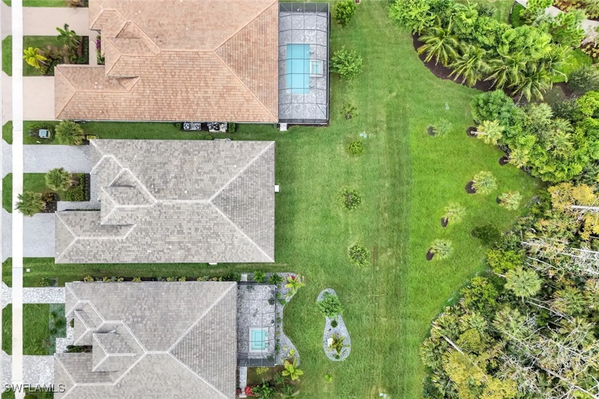 Property Slideshow image 32 of 50 | 12033 azalea way, Naples, FL, 34120