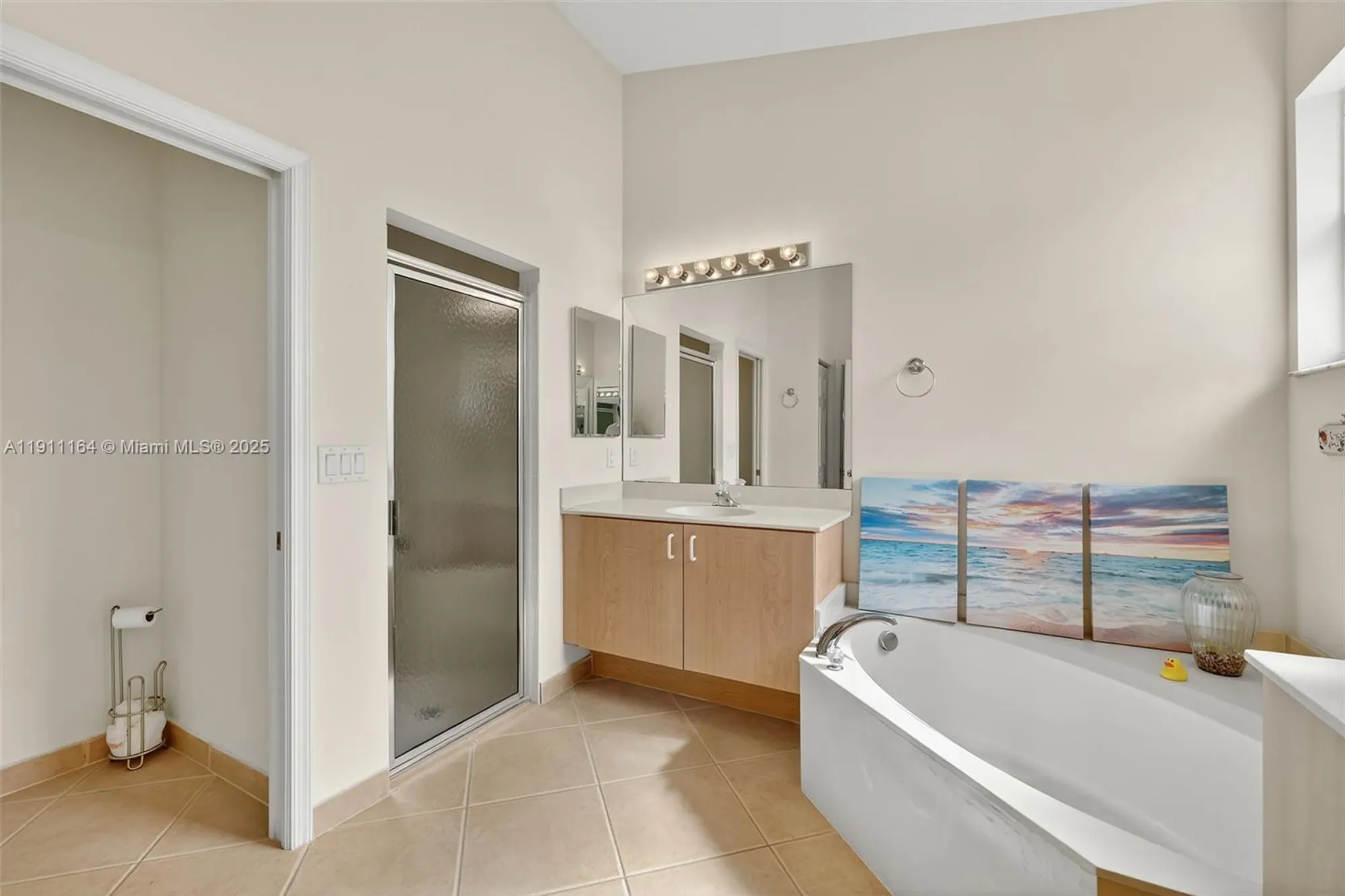 Property Slideshow image 28 of 47 | 339 nw shoreline cir, Port St Lucie, FL, 34986