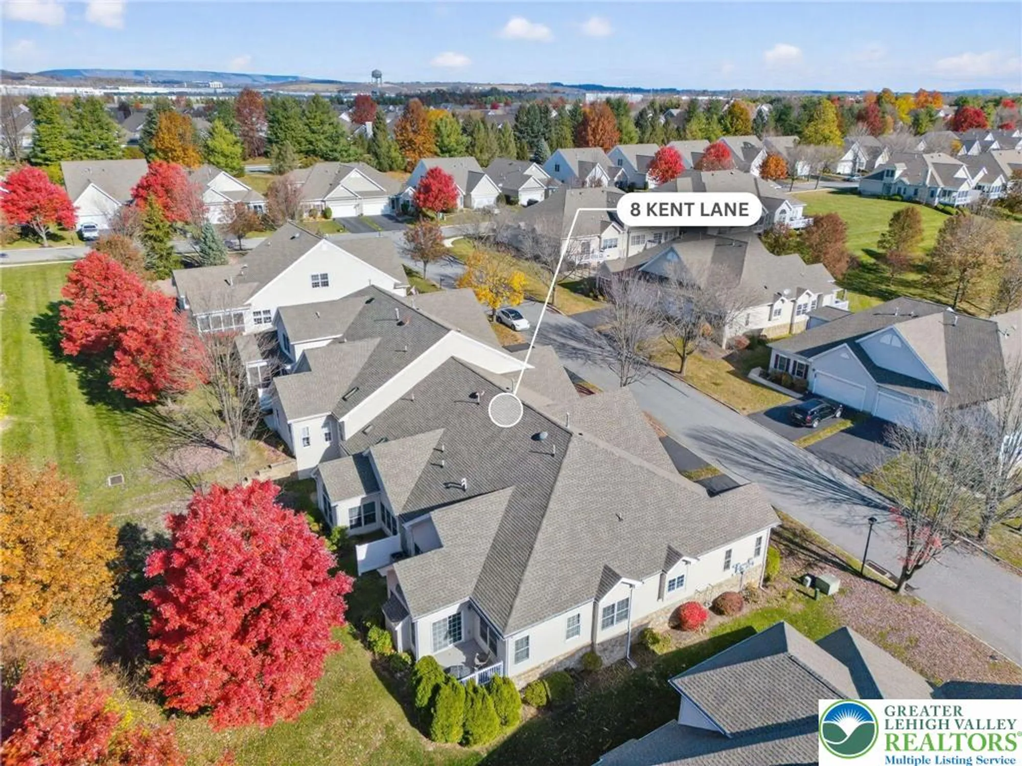 Property Slideshow image 4 of 21 | 8 kent ln, Palmer Twp, PA, 18045