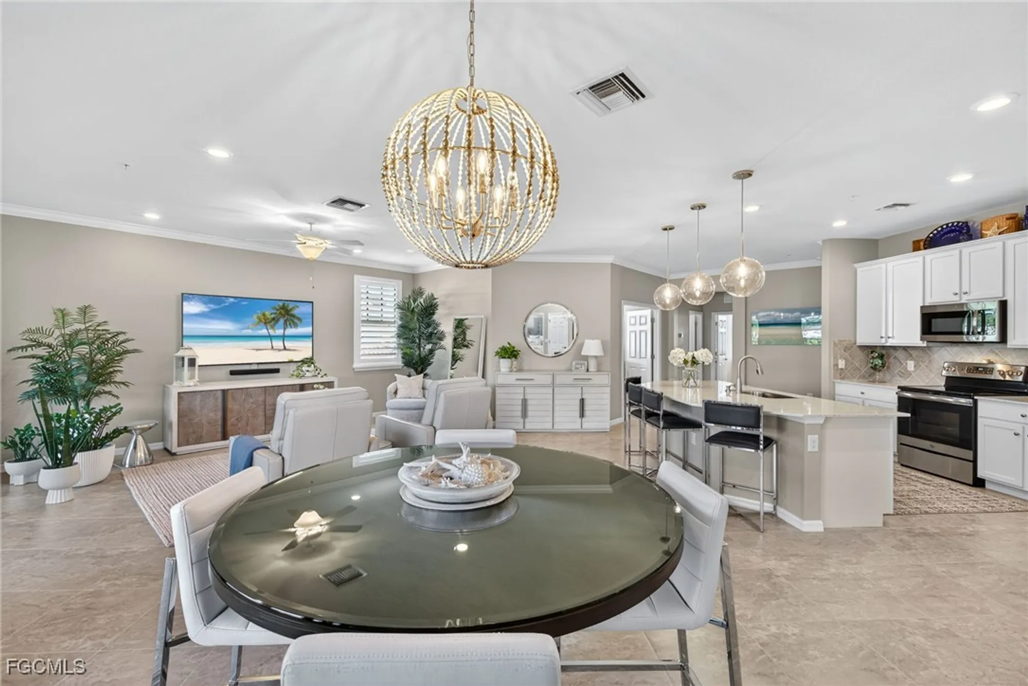 Property Slideshow image 13 of 47 | 11768 grand belvedere way 203, Fort Myers, FL, 33913