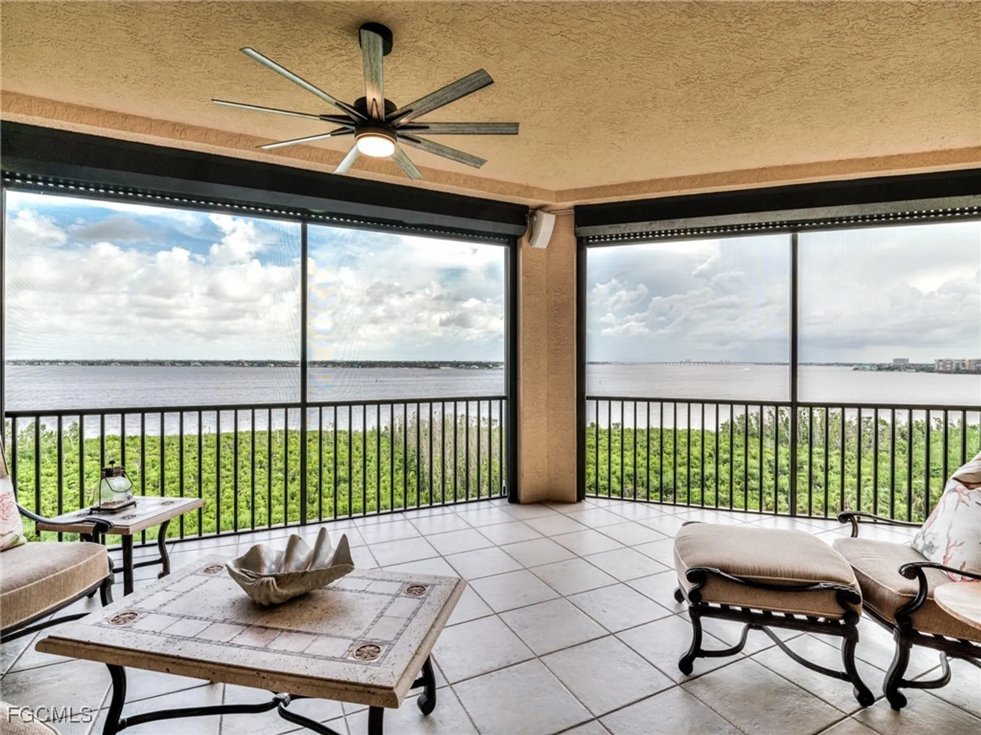 Property Slideshow image 17 of 47 | 11620 court of palms 605, Fort Myers, FL, 33908
