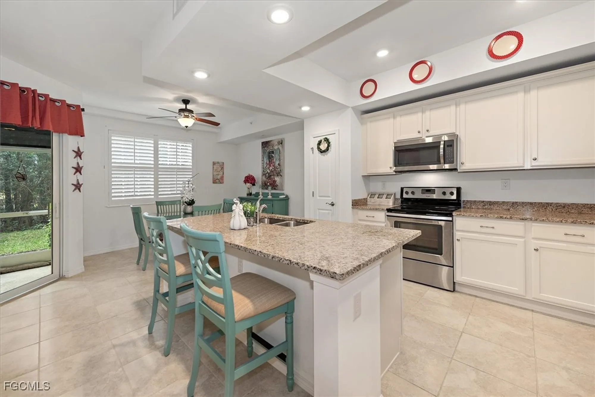 Property Slideshow image 9 of 38 | 10791 palazzo way 102, Fort Myers, FL, 33913