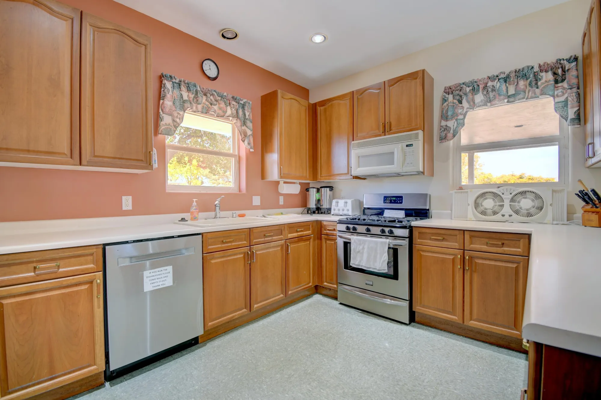 Property Slideshow image 31 of 34 | 144 sunrise bluffs dr, Belen, NM, 87002