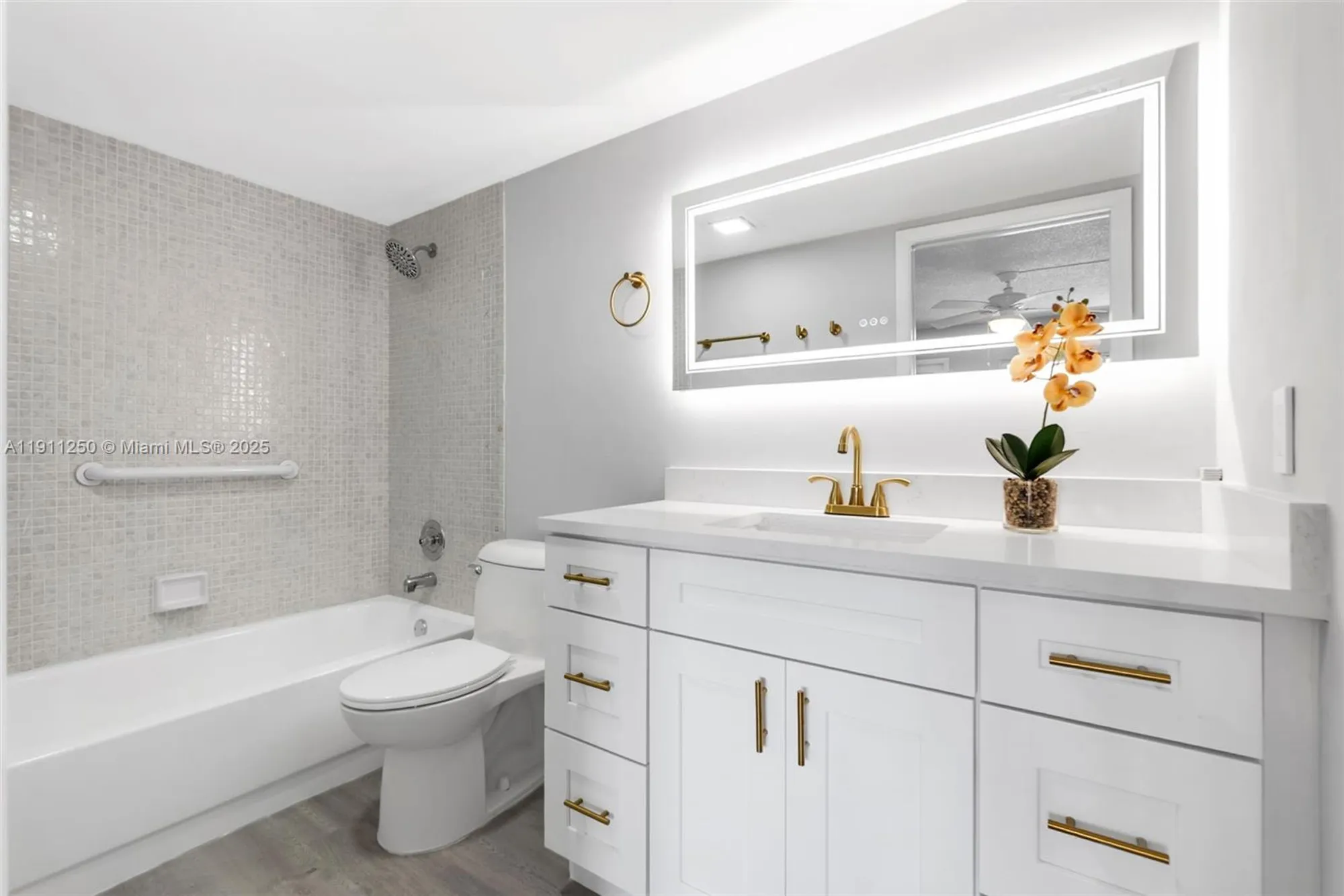 Property Slideshow image 14 of 31 | 4025 yarmouth b # 4025, Boca Raton, FL, 33434