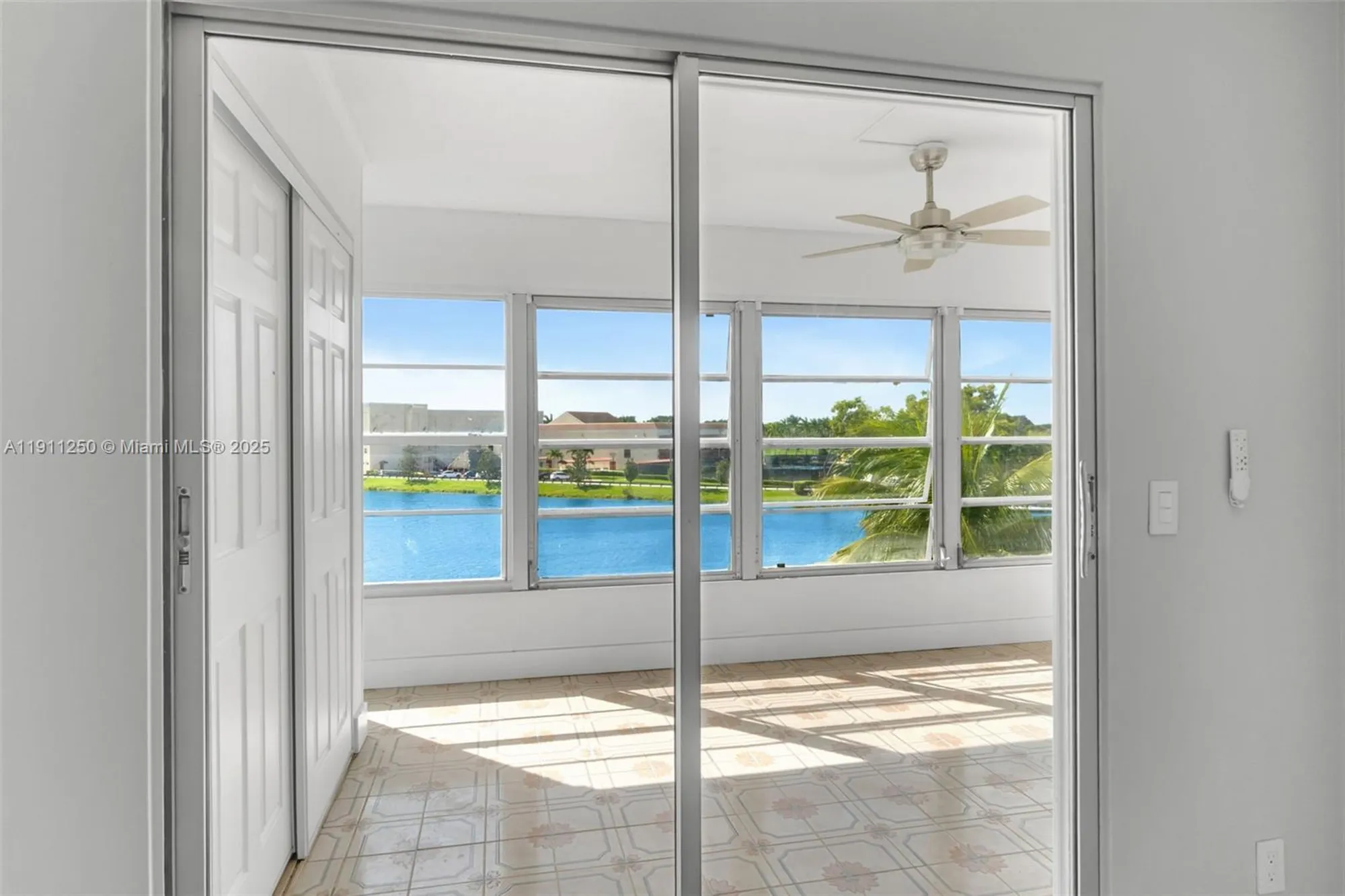 Property Slideshow image 16 of 31 | 4025 yarmouth b # 4025, Boca Raton, FL, 33434