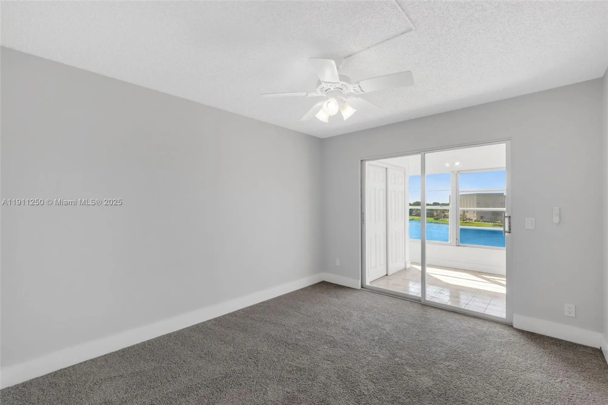 Property Slideshow image 11 of 31 | 4025 yarmouth b # 4025, Boca Raton, FL, 33434