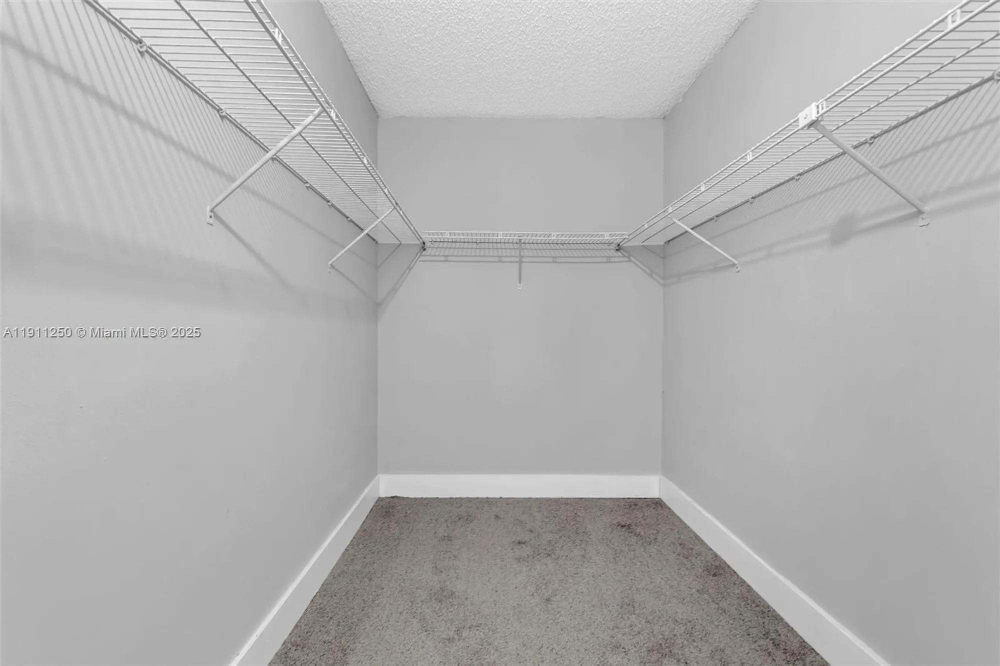 Property Slideshow image 13 of 31 | 4025 yarmouth b # 4025, Boca Raton, FL, 33434