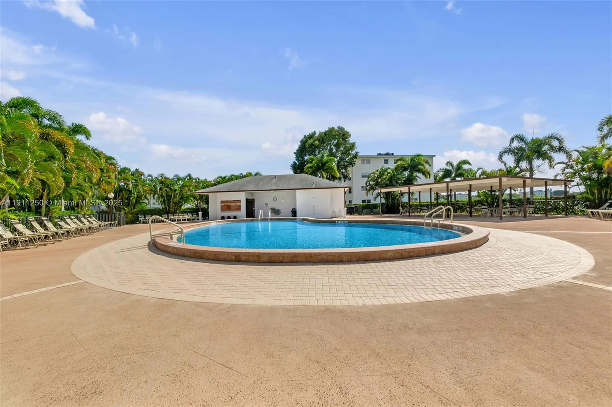 Property Slideshow image 25 of 31 | 4025 yarmouth b # 4025, Boca Raton, FL, 33434