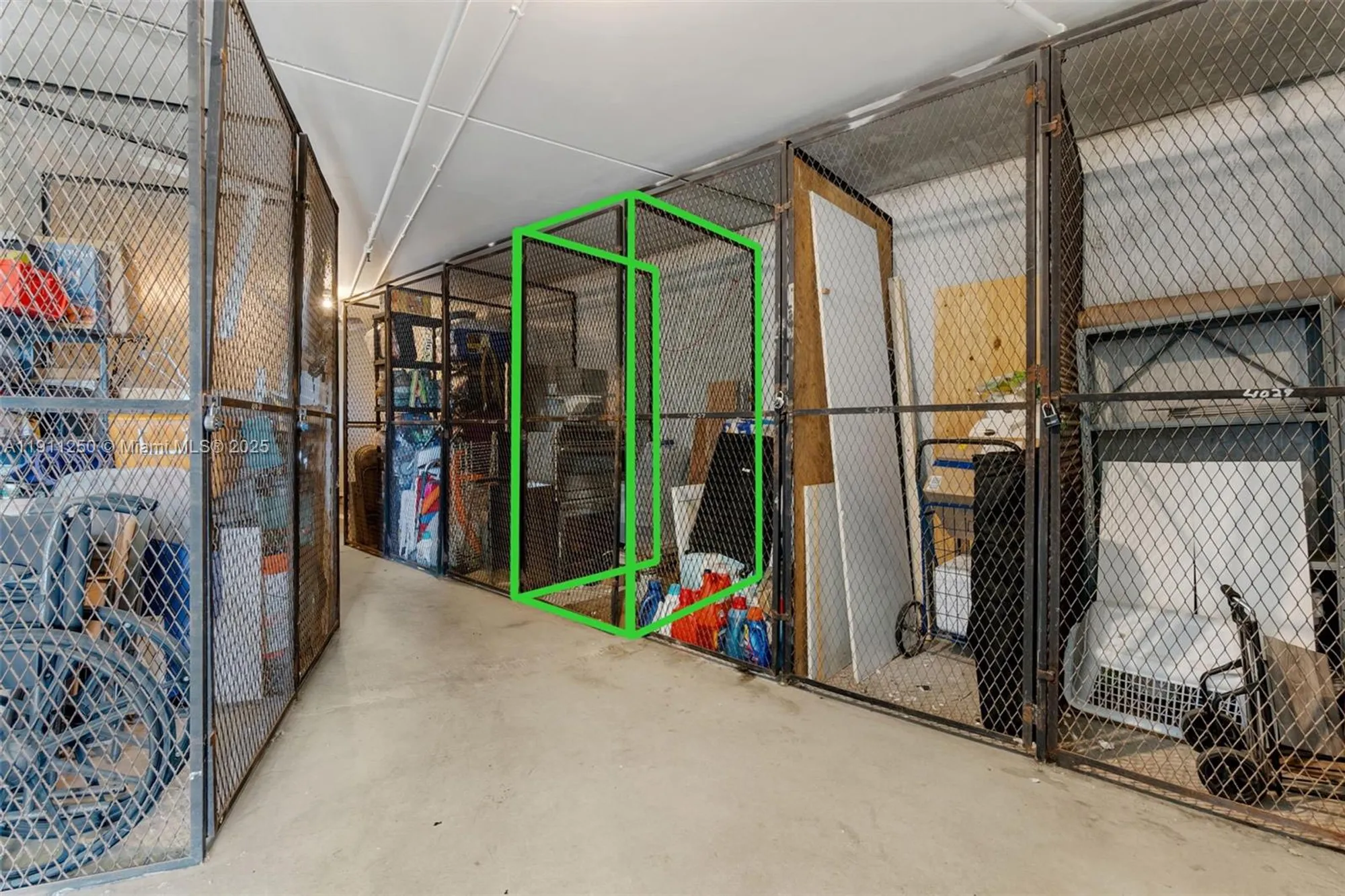 Property Slideshow image 23 of 31 | 4025 yarmouth b # 4025, Boca Raton, FL, 33434