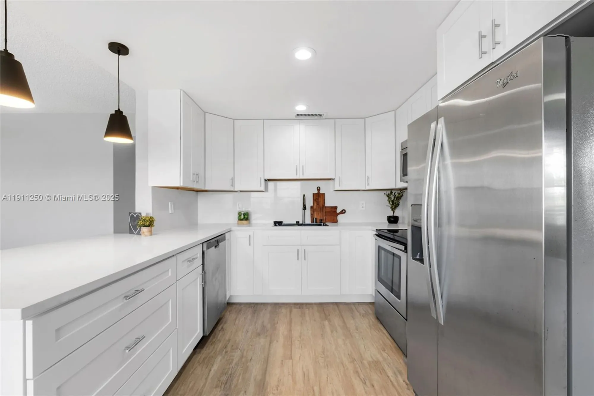 Property Slideshow image 6 of 31 | 4025 yarmouth b # 4025, Boca Raton, FL, 33434