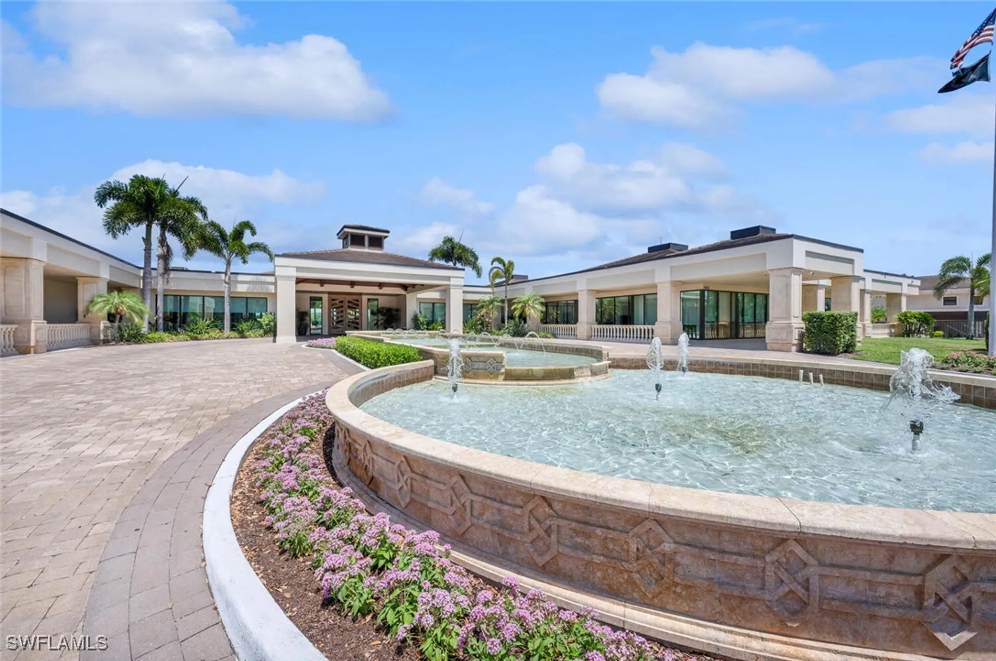 Property Slideshow image 27 of 29 | 612 el camino real unit 101, Naples, FL, 34119