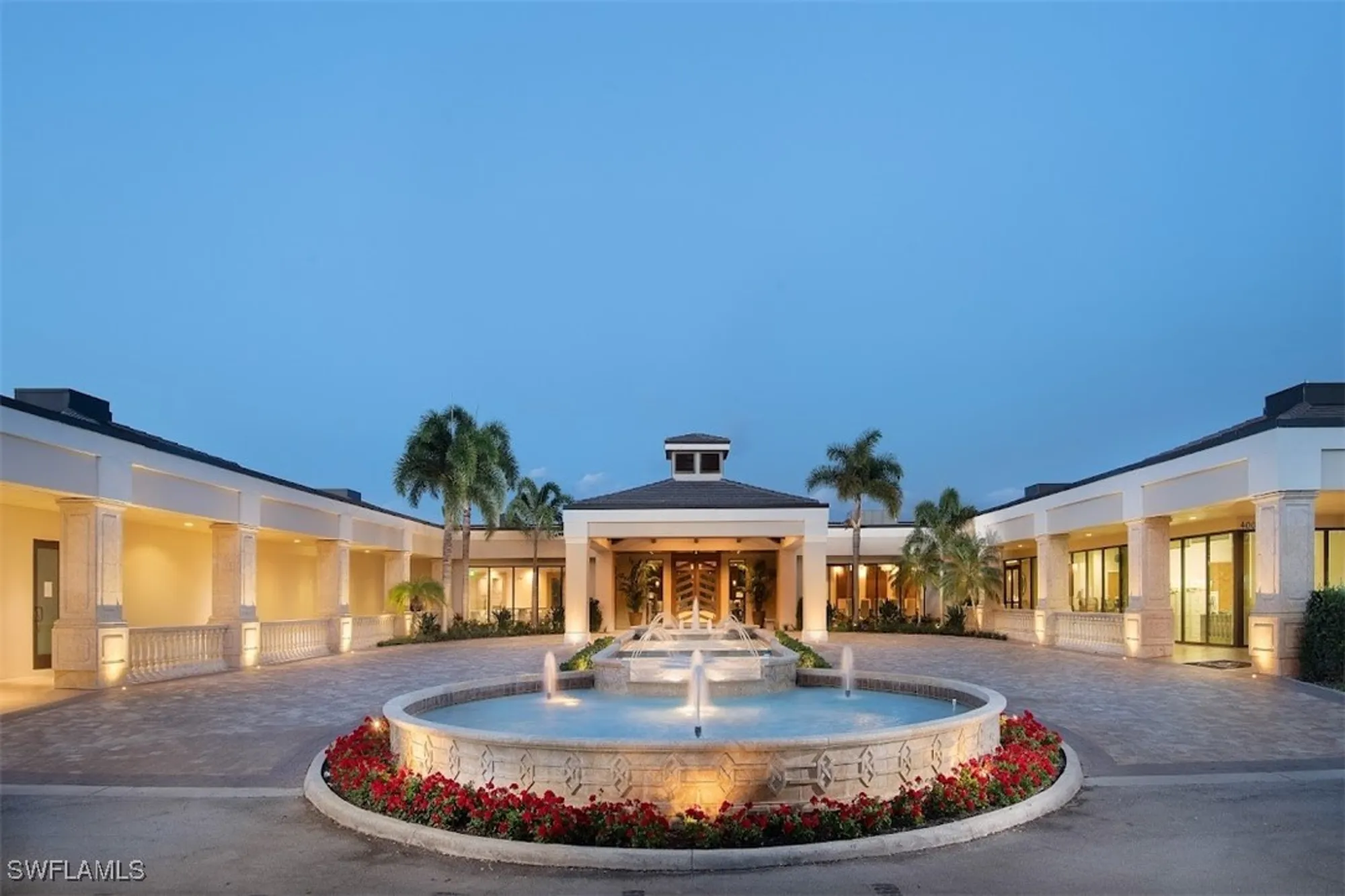 Property Slideshow image 23 of 29 | 612 el camino real unit 101, Naples, FL, 34119