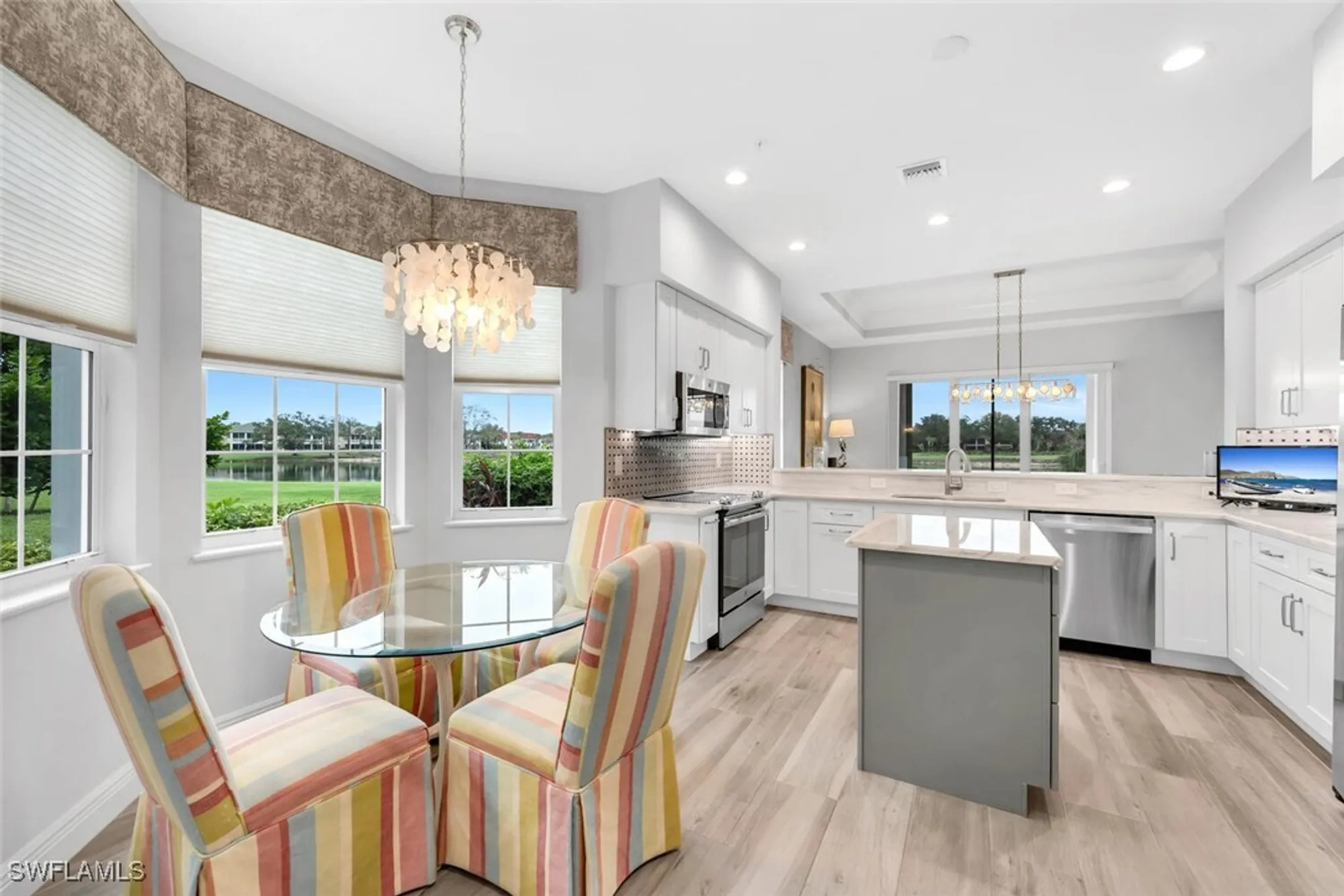 Property Slideshow image 8 of 29 | 612 el camino real unit 101, Naples, FL, 34119