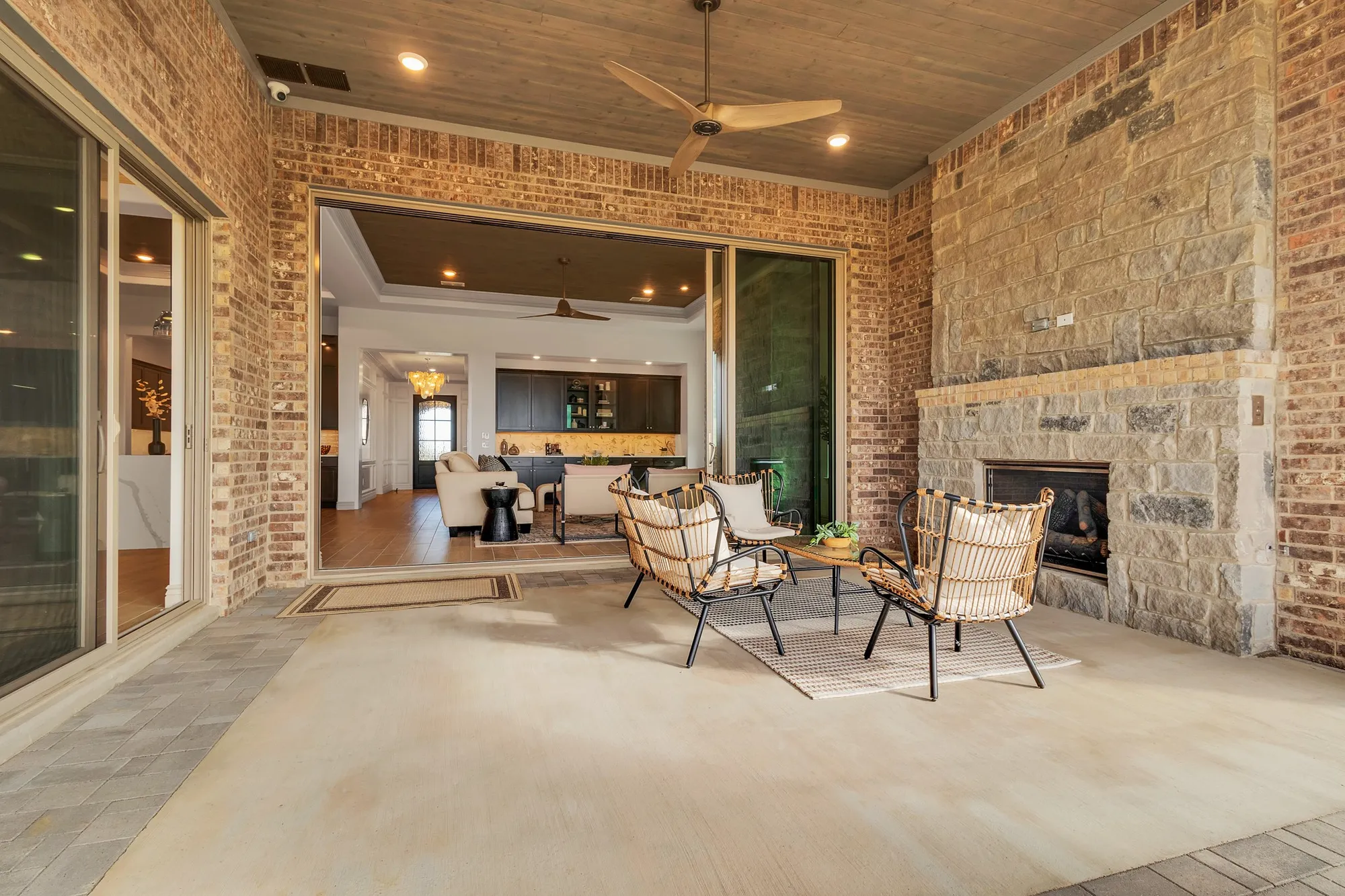 Property Slideshow image 28 of 31 | 10309 drinkwater dr, Denton, TX, 76207