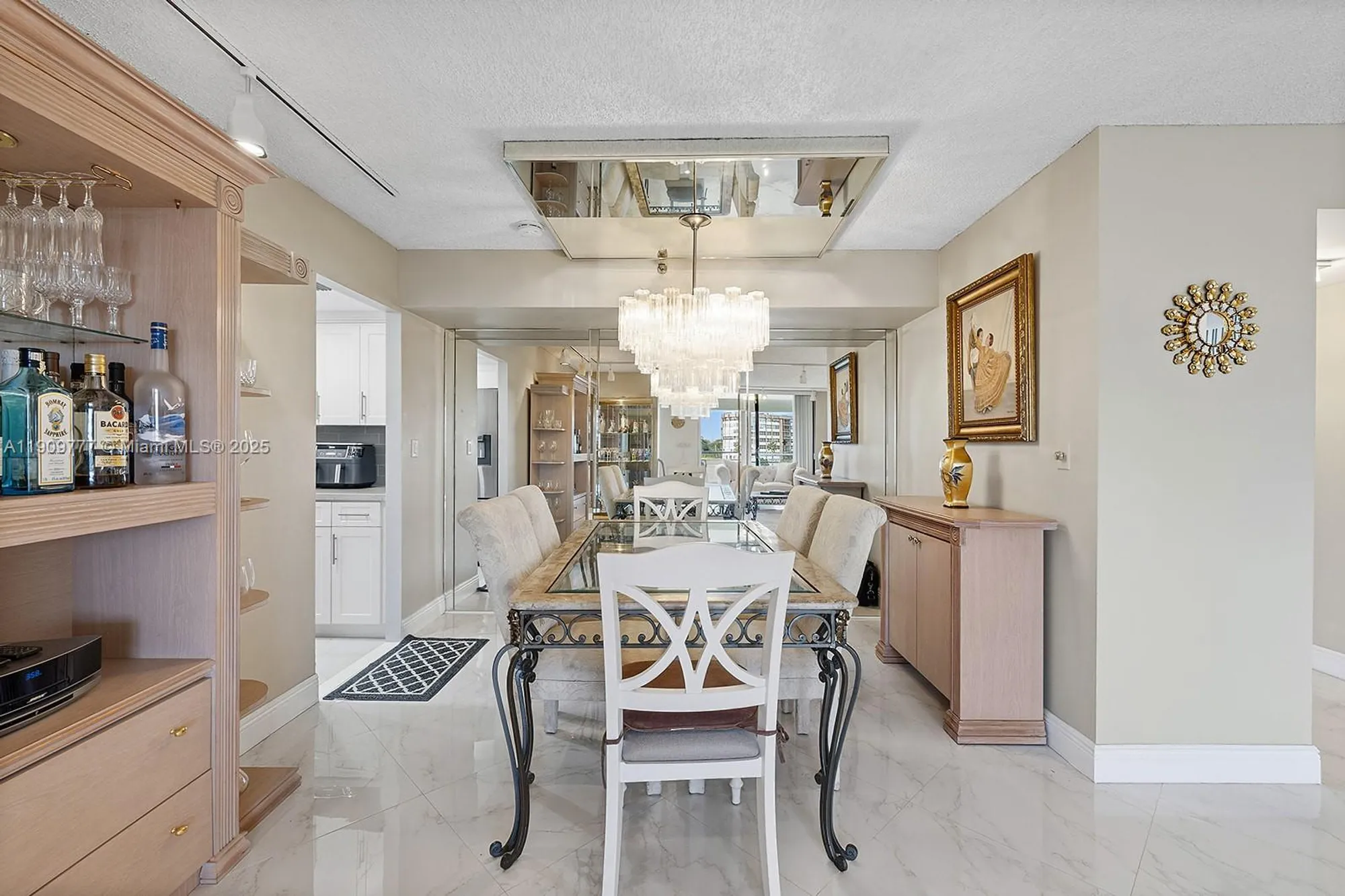 Property Slideshow image 13 of 38 | 1000 saint charles pl 417, Pembroke Pines, FL, 33026