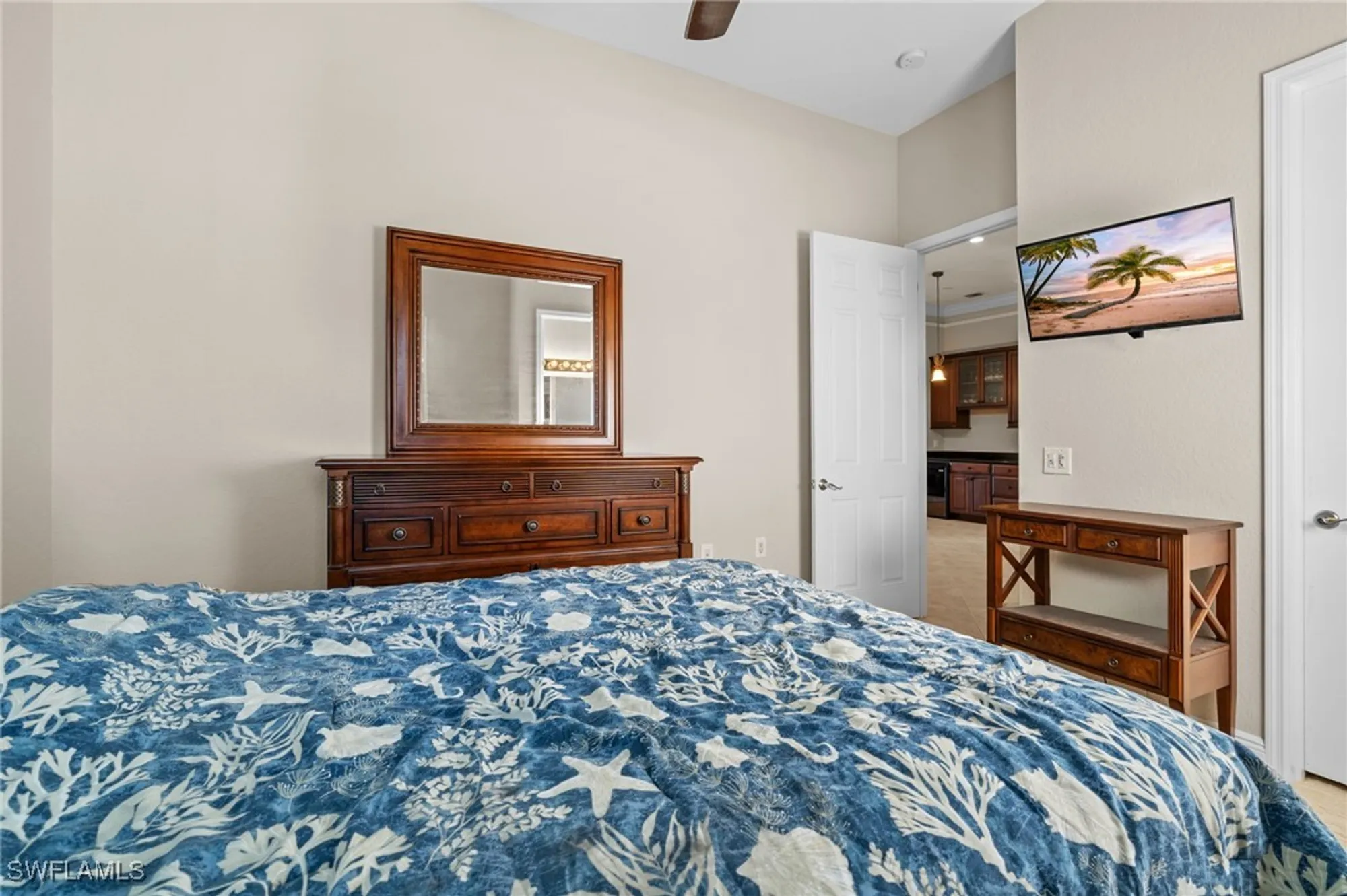 Property Slideshow image 19 of 29 | 9271 museo cir 204, Naples, FL, 34114