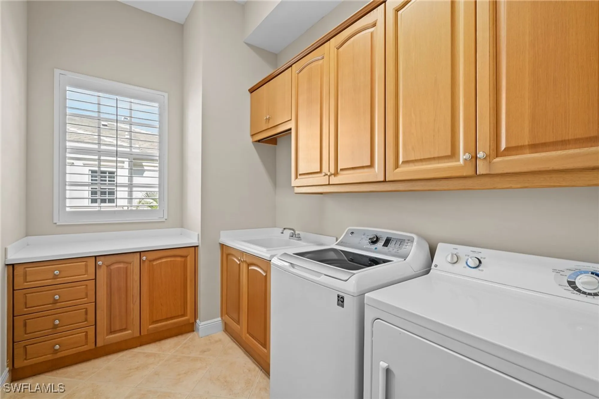 Property Slideshow image 21 of 29 | 9271 museo cir 204, Naples, FL, 34114