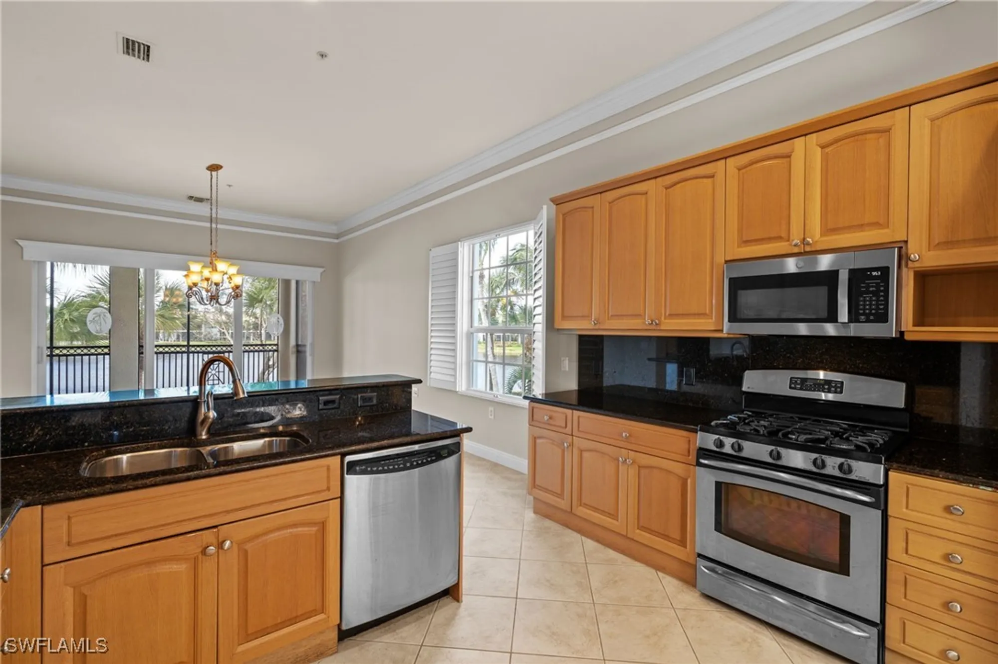 Property Slideshow image 9 of 29 | 9271 museo cir 204, Naples, FL, 34114