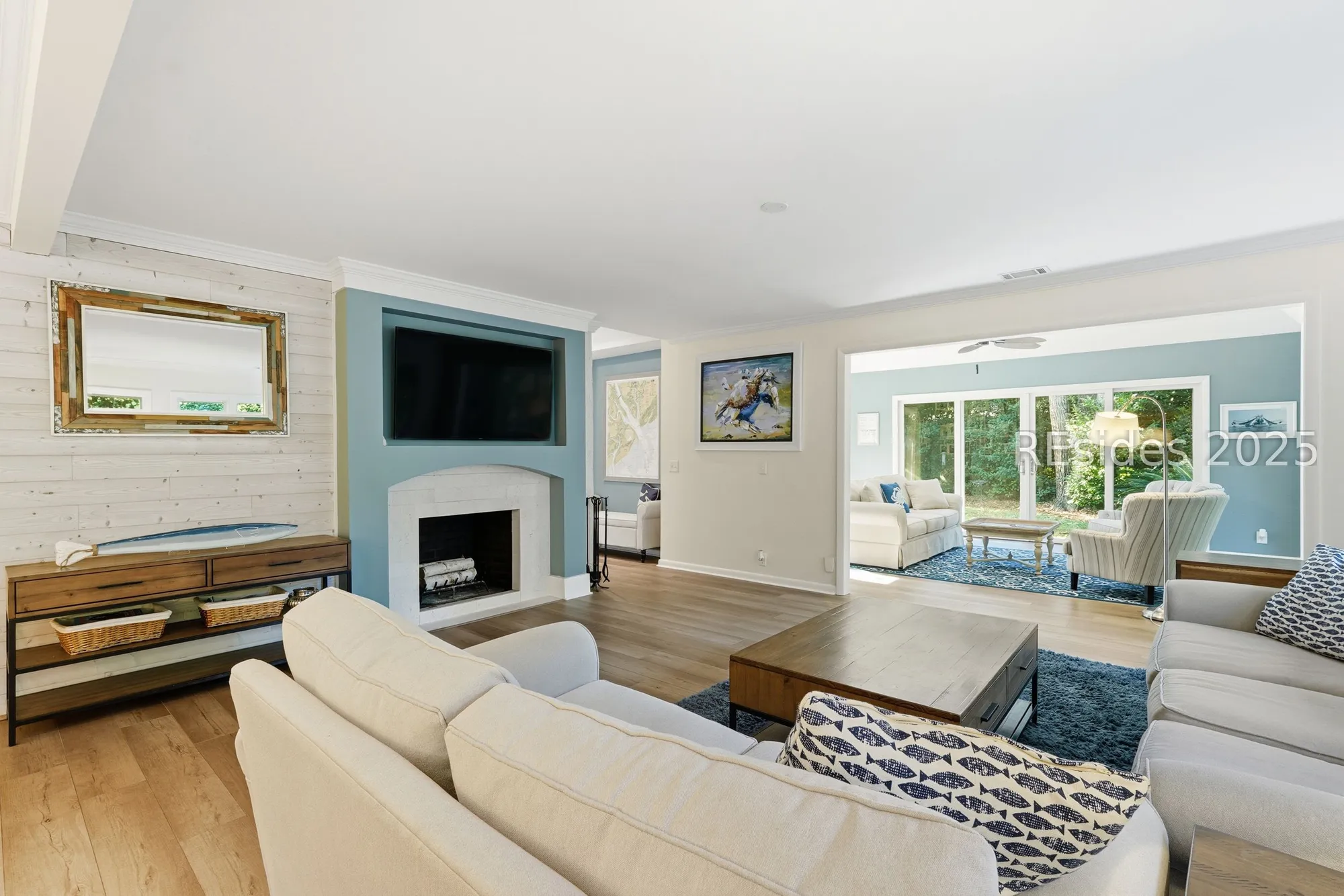 Property Slideshow image 3 of 100 | 20 china cockle ln, Hilton Head Island, SC, 29926