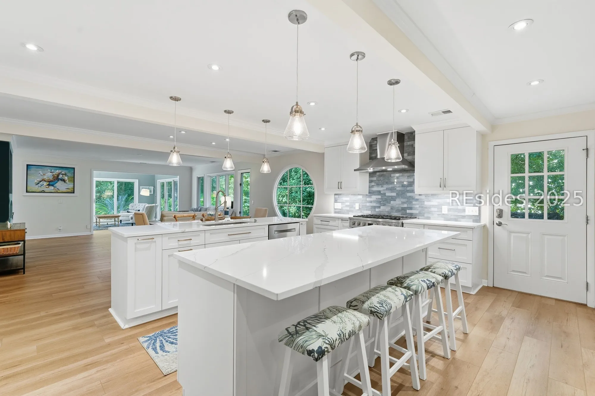 Property Slideshow image 4 of 100 | 20 china cockle ln, Hilton Head Island, SC, 29926