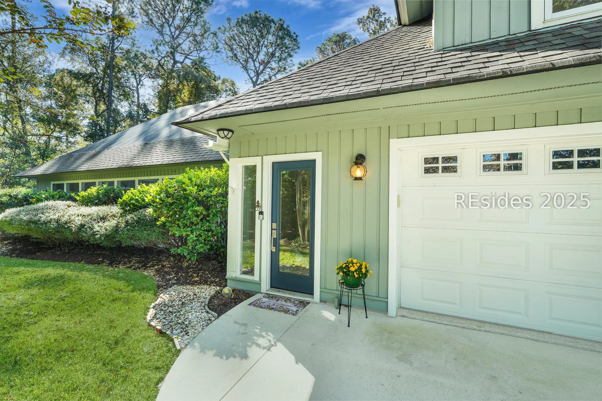 Property Slideshow image 7 of 100 | 20 china cockle ln, Hilton Head Island, SC, 29926