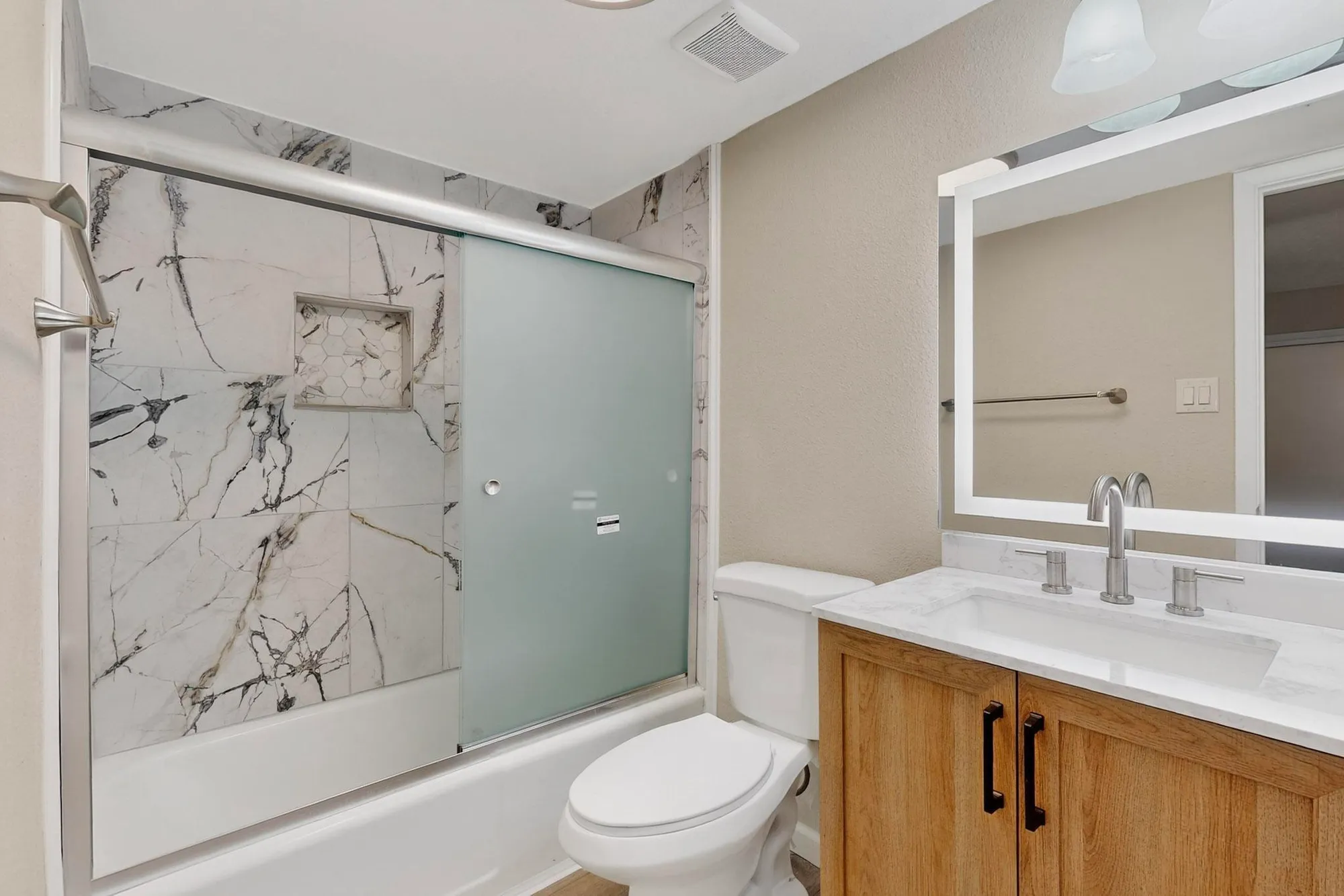 Property Slideshow image 21 of 38 | 1330 grande blvd g, Rio Rancho, NM, 87124