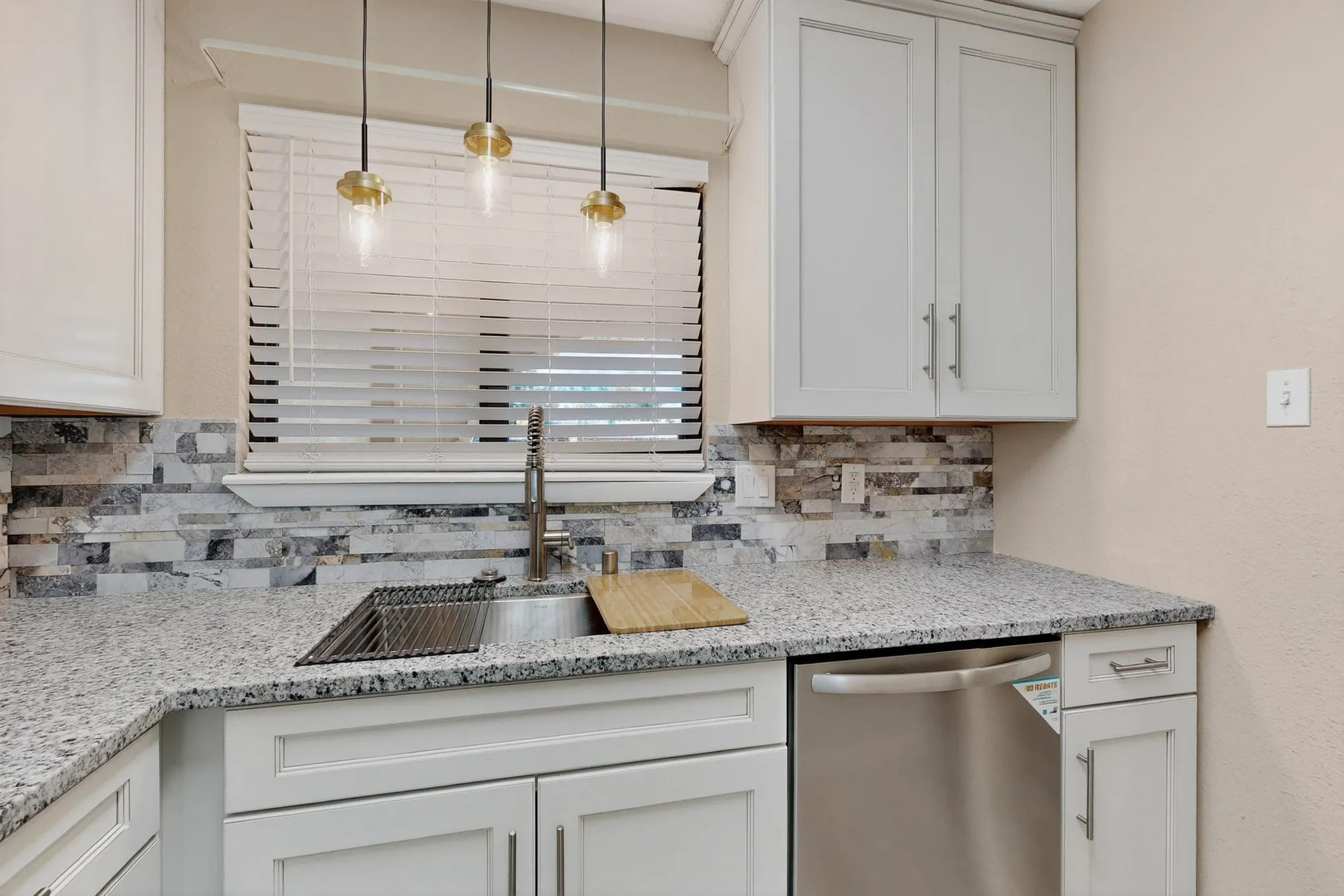 Property Slideshow image 8 of 38 | 1330 grande blvd g, Rio Rancho, NM, 87124