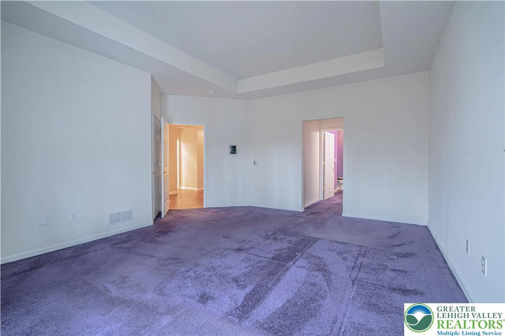 Property Slideshow image 19 of 39 | 5041 saw grass dr, Northampton, PA, 18067