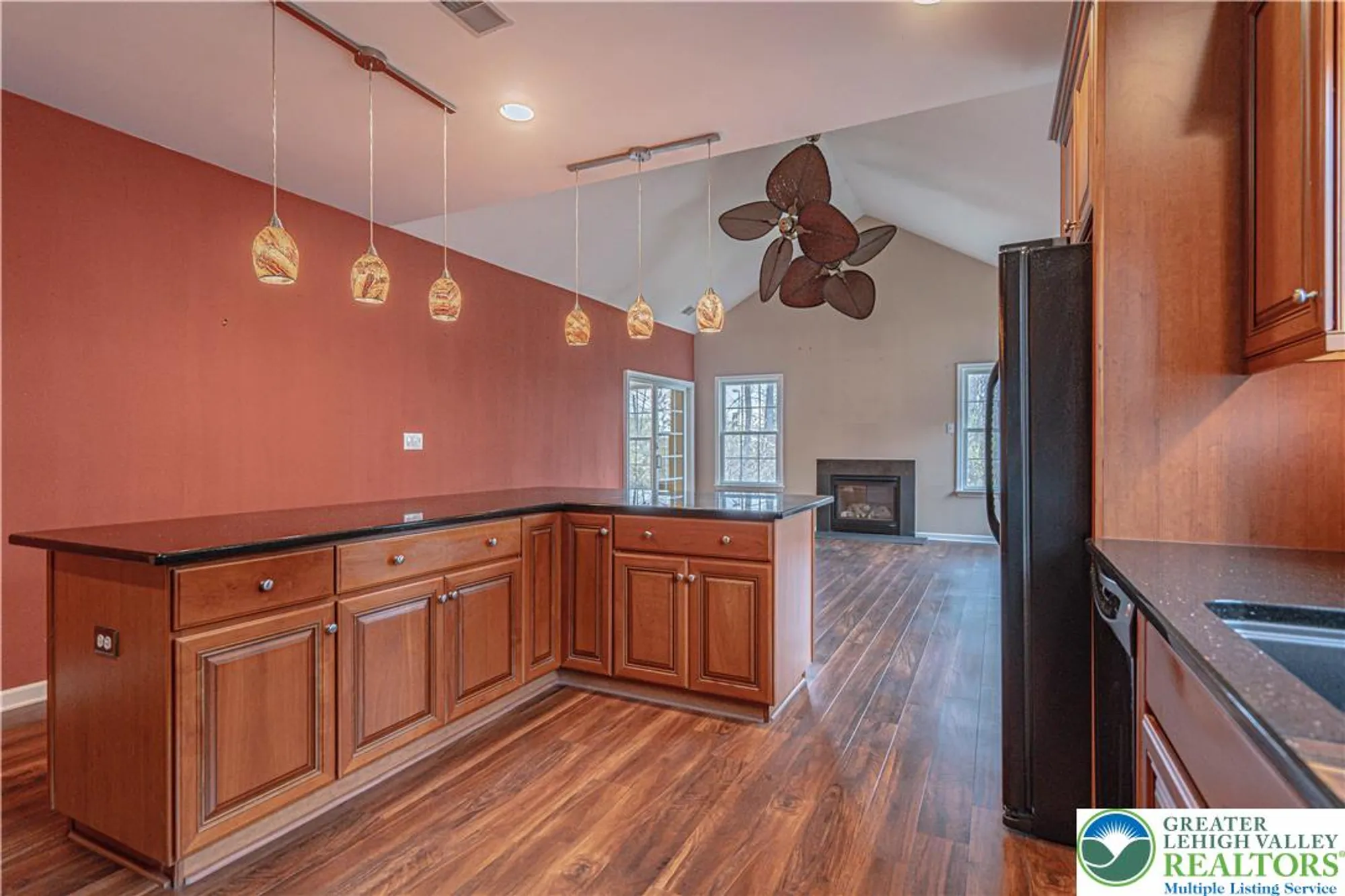 Property Slideshow image 13 of 39 | 5041 saw grass dr, Northampton, PA, 18067