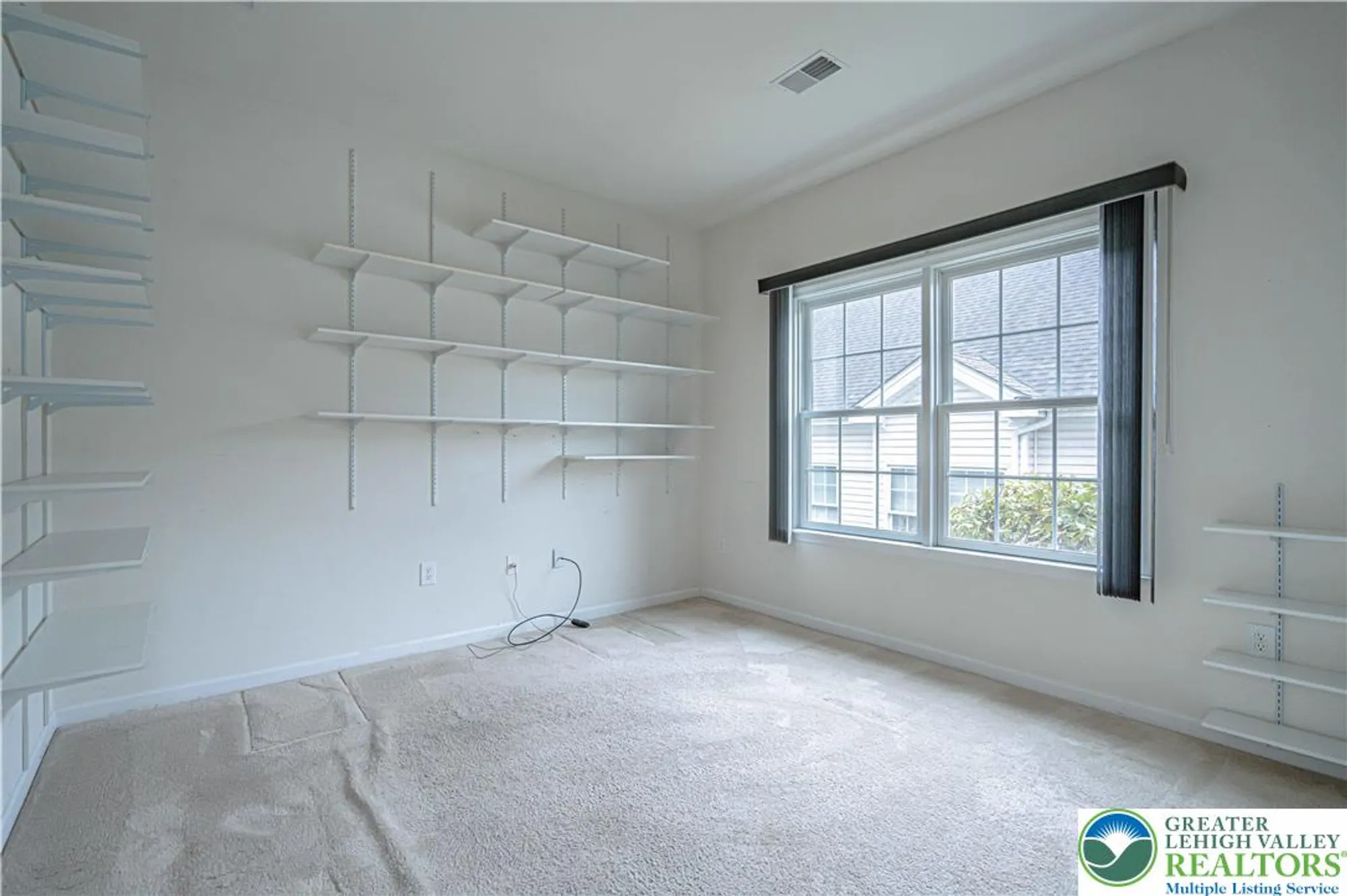 Property Slideshow image 23 of 39 | 5041 saw grass dr, Northampton, PA, 18067