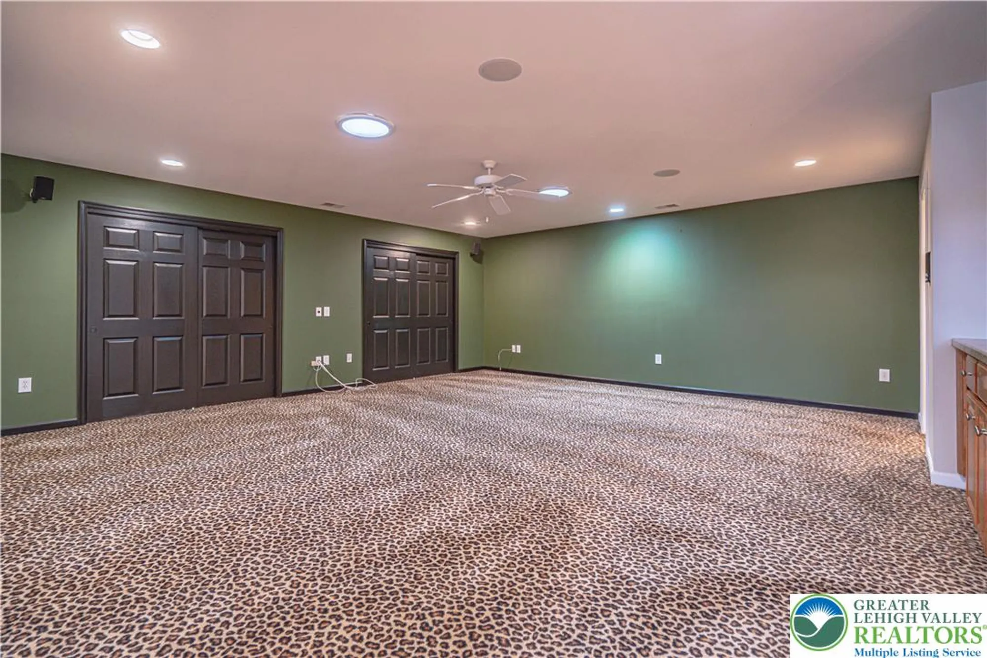 Property Slideshow image 31 of 39 | 5041 saw grass dr, Northampton, PA, 18067